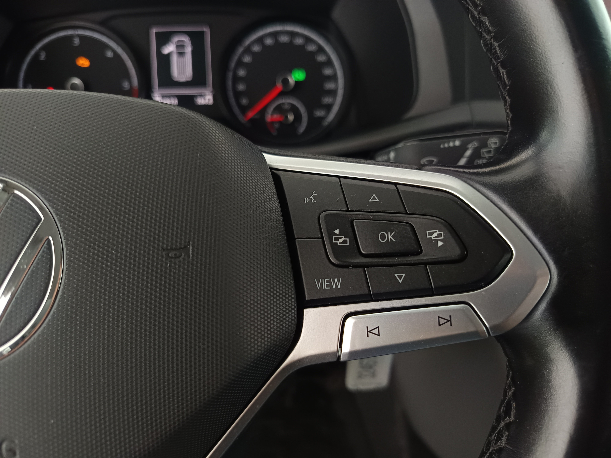 VW T6.1 Transporter 2.0 TDI Kasten FWD PLUS Comfortline EcoProfi | Bild 17 von 31