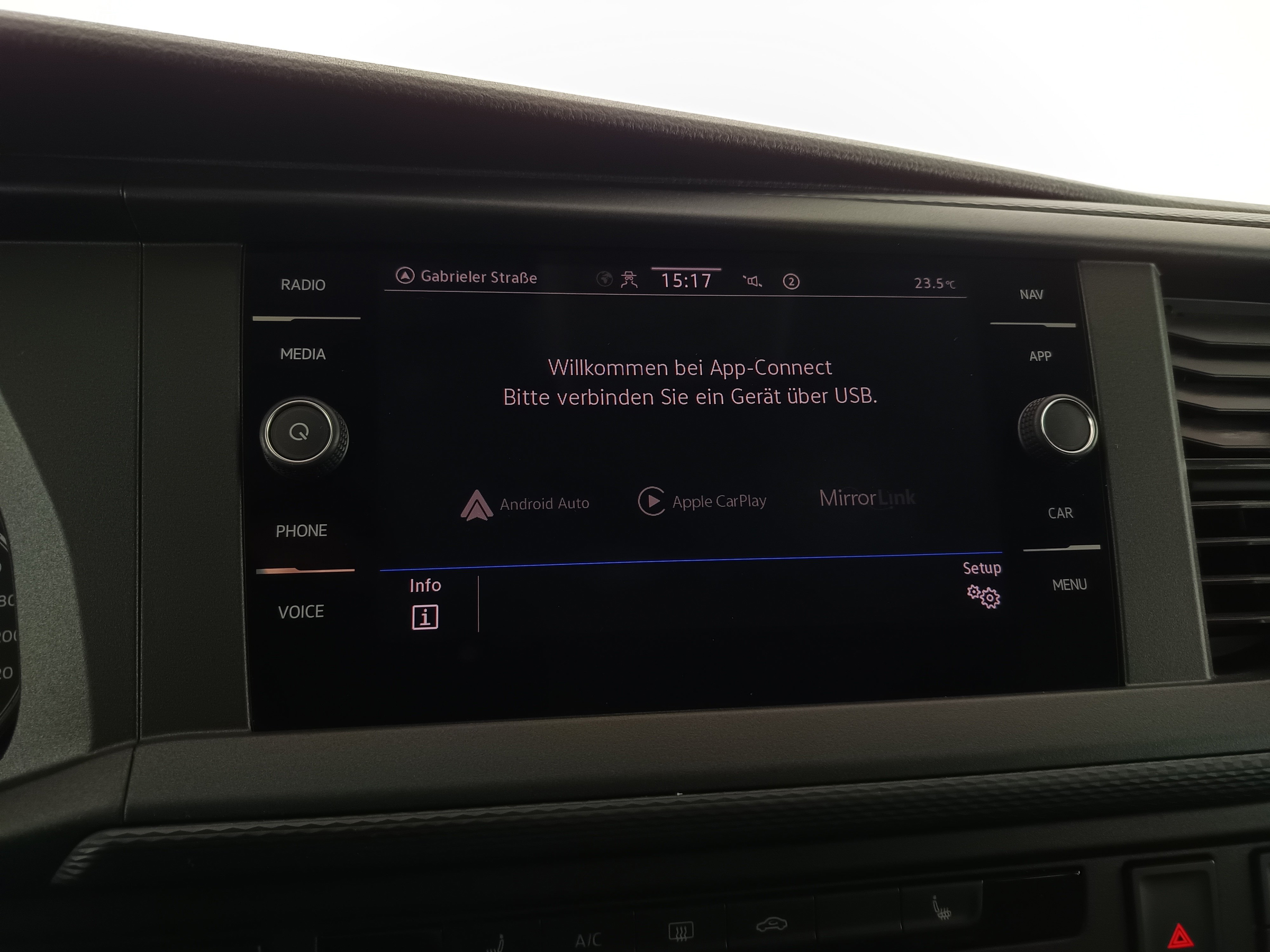 VW T6.1 Transporter 2.0 TDI Kasten FWD PLUS Comfortline EcoProfi | Bild 21 von 31