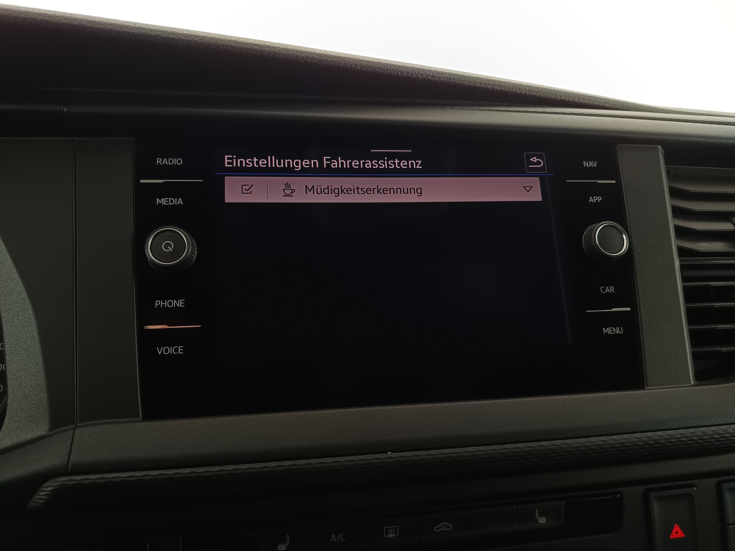 VW T6.1 Transporter 2.0 TDI Kasten FWD PLUS Comfortline EcoProfi | Bild 24 von 31