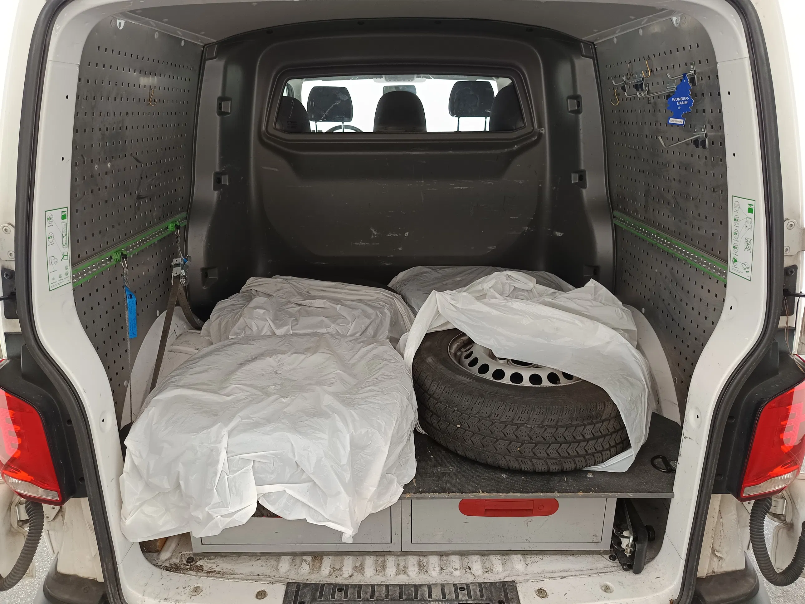 VW T6.1 Transporter 2.0 TDI Kasten FWD PLUS Comfortline EcoProfi | Bild 29 von 31