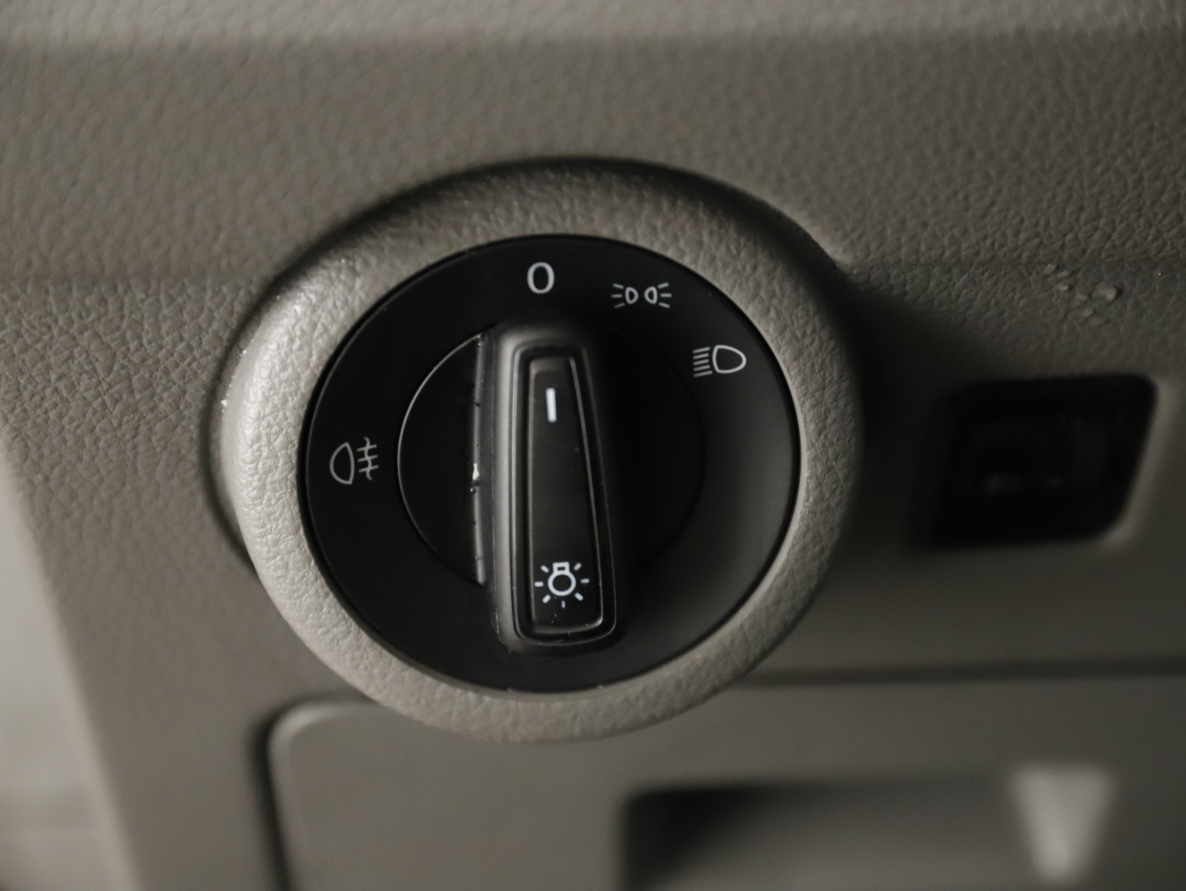 VW T6.1 Transporter 2.0 TDI Kasten FWD EcoProfi | Bild 7 von 18