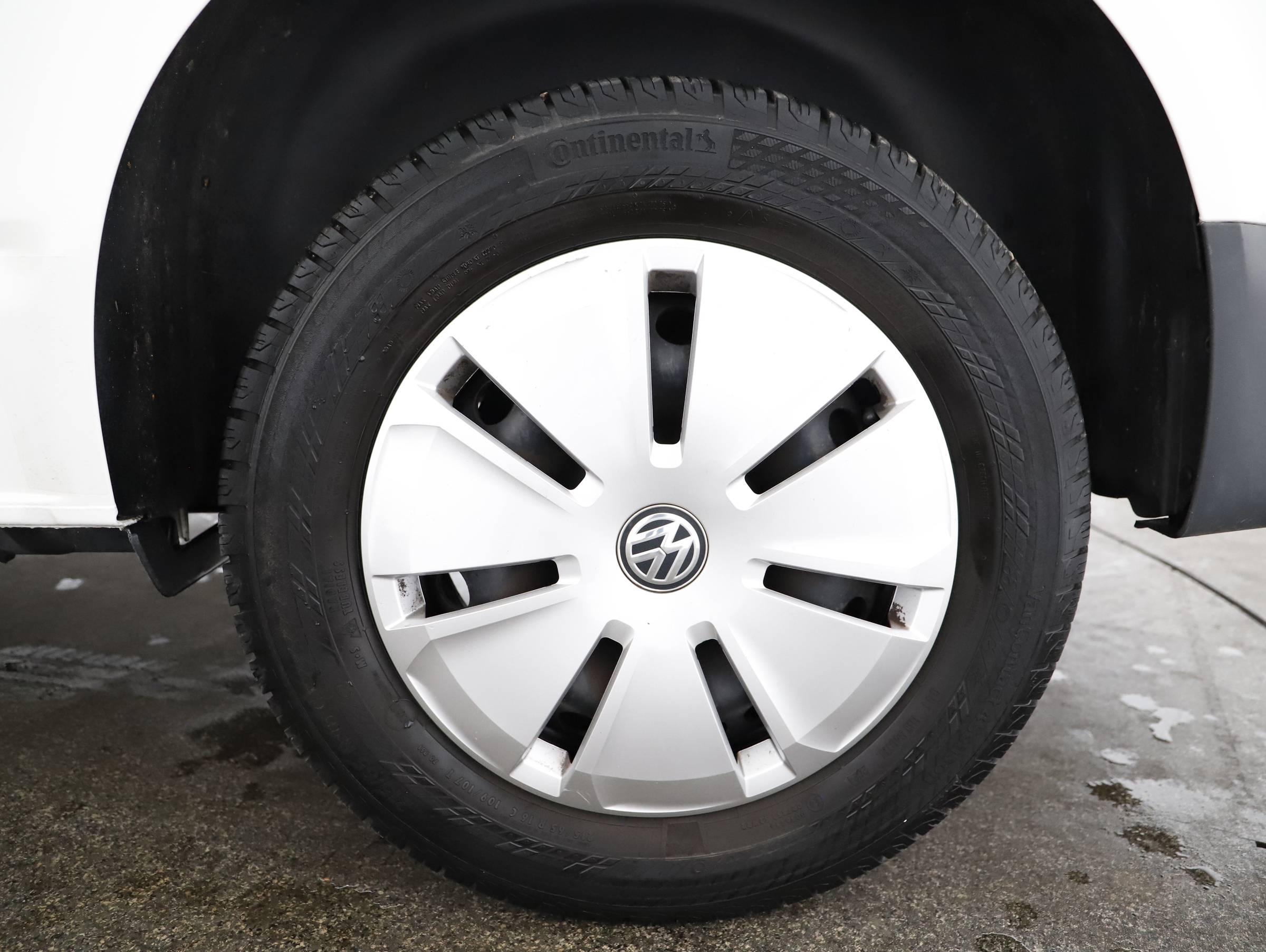 VW T6.1 Transporter 2.0 TDI Kasten | Bild 19 von 20