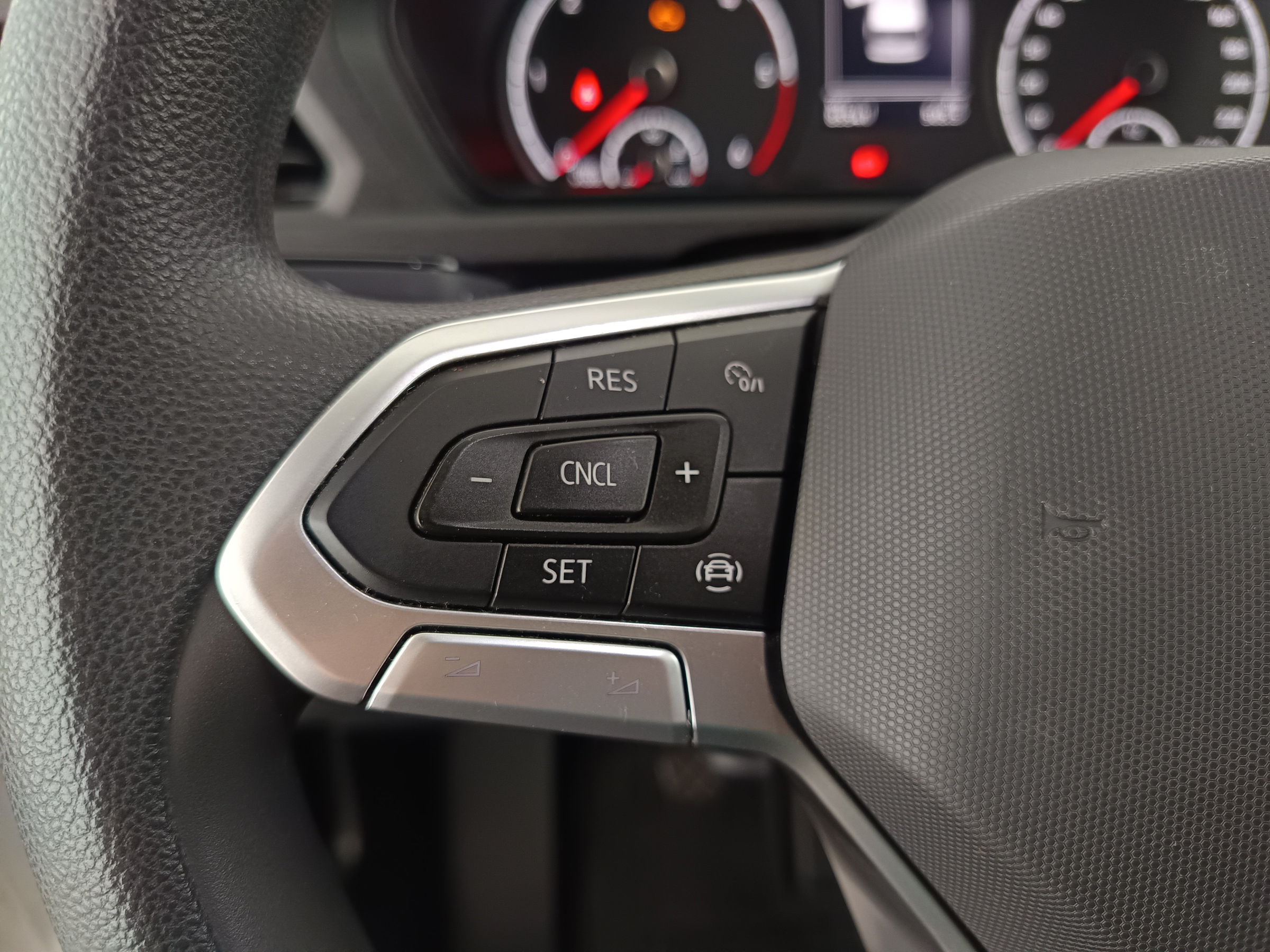 VW Caddy Cargo TDI | Bild 17 von 28