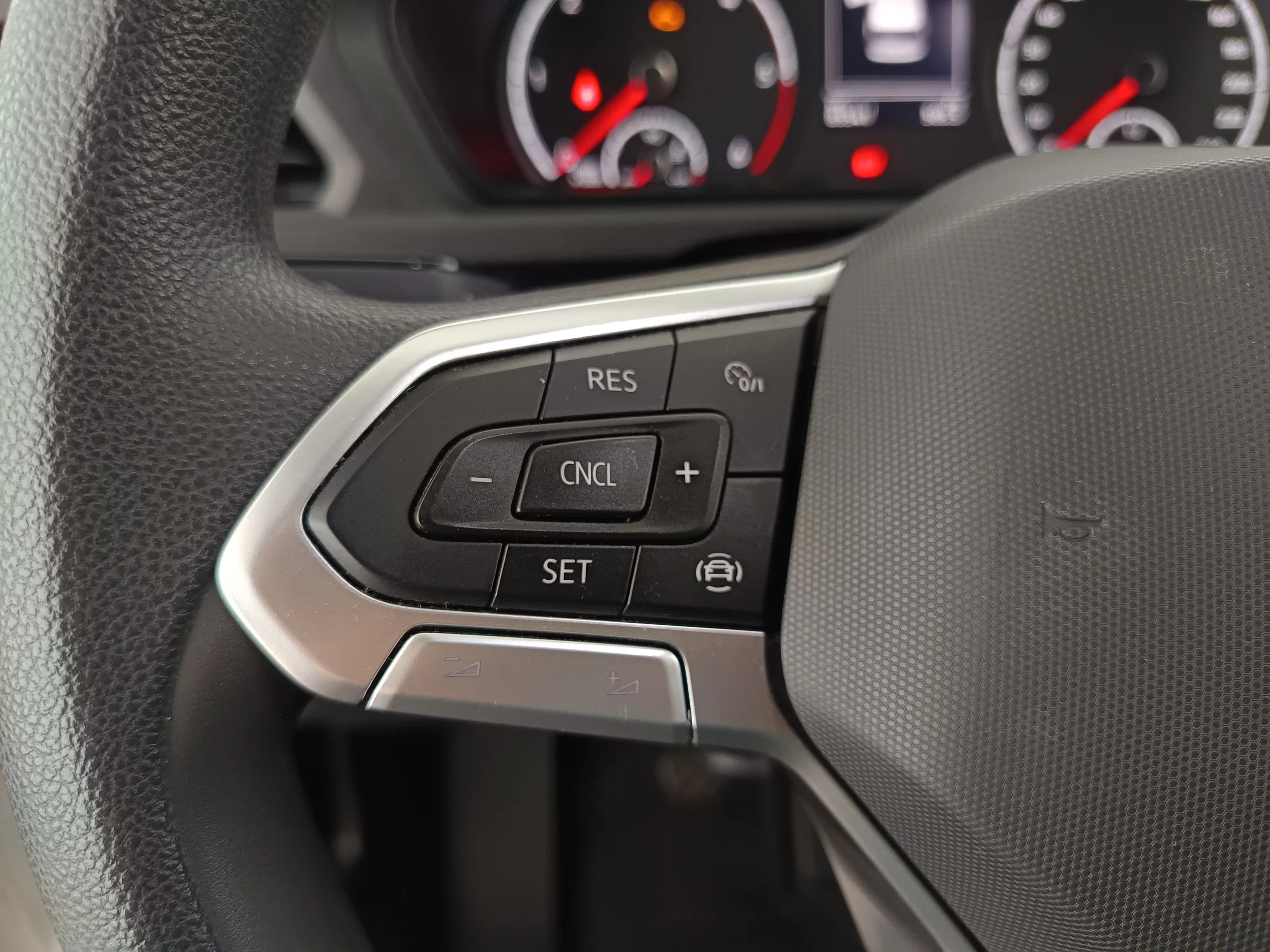 VW Caddy Cargo TDI | Bild 17 von 28