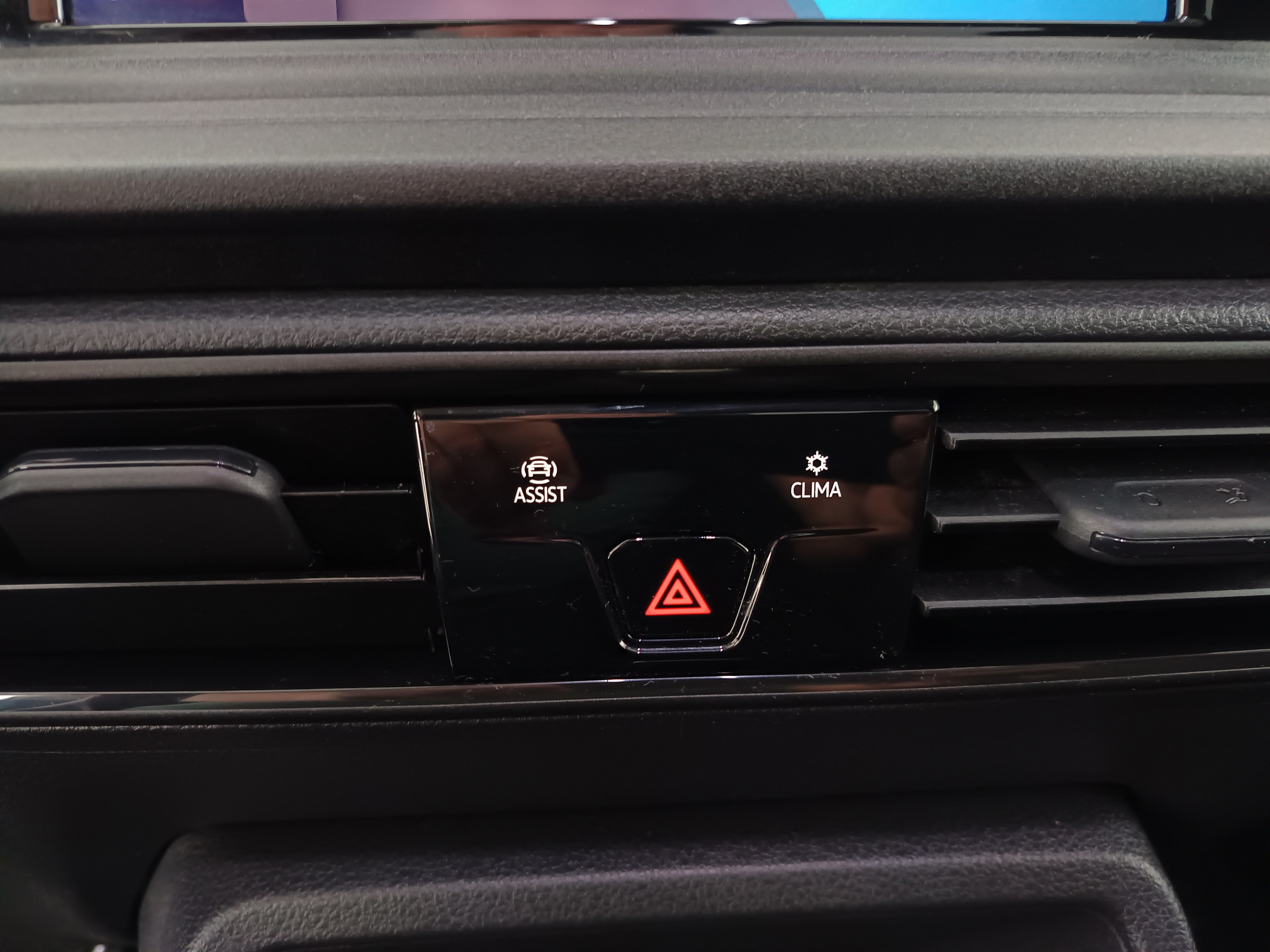 VW Caddy Cargo TDI | Bild 23 von 28