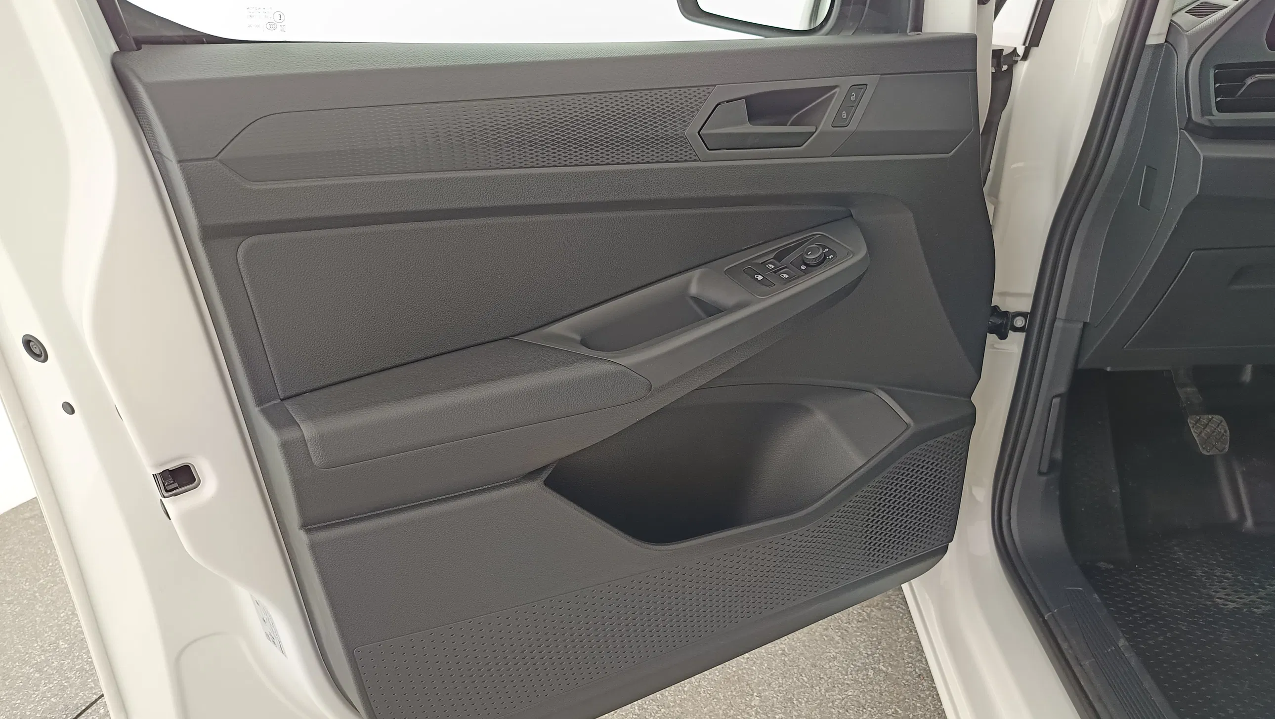 VW Caddy | Bild 11 von 24