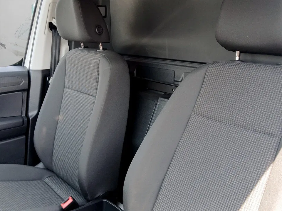 VW Caddy Cargo | Bild 9 von 18