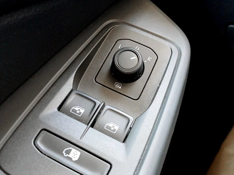 VW Caddy Cargo | Bild 8 von 18