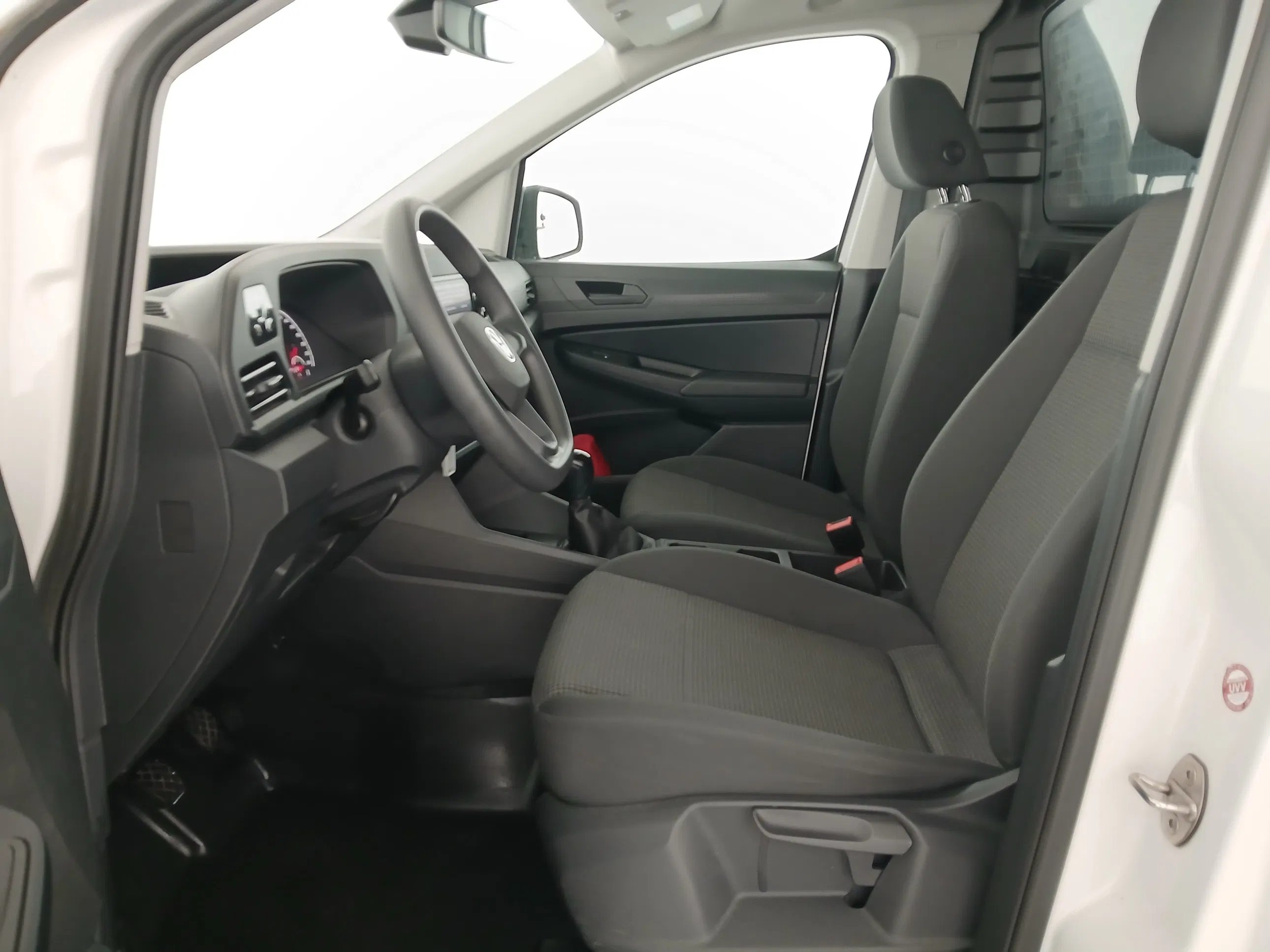 VW Caddy 2.0 TDI Cargo | Bild 13 von 23