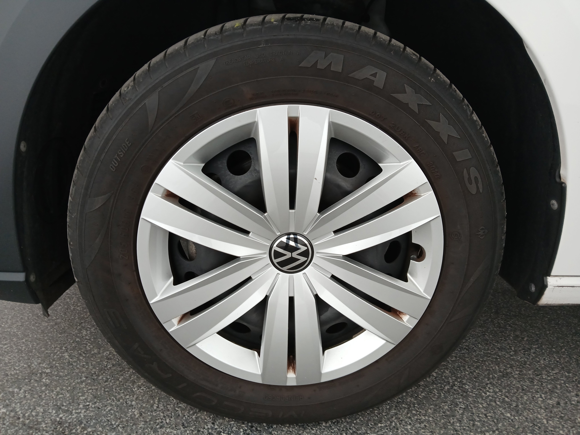 VW Caddy 2.0 TDI Cargo | Bild 9 von 23