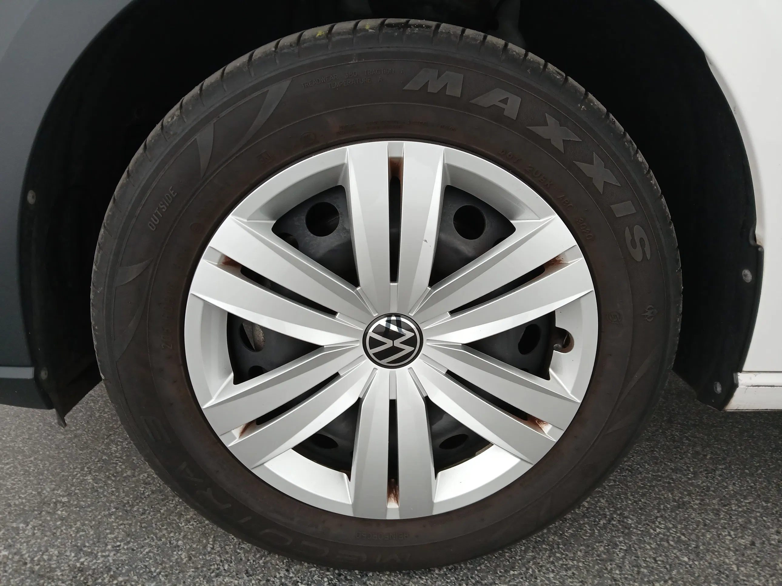 VW Caddy 2.0 TDI Cargo | Bild 9 von 23