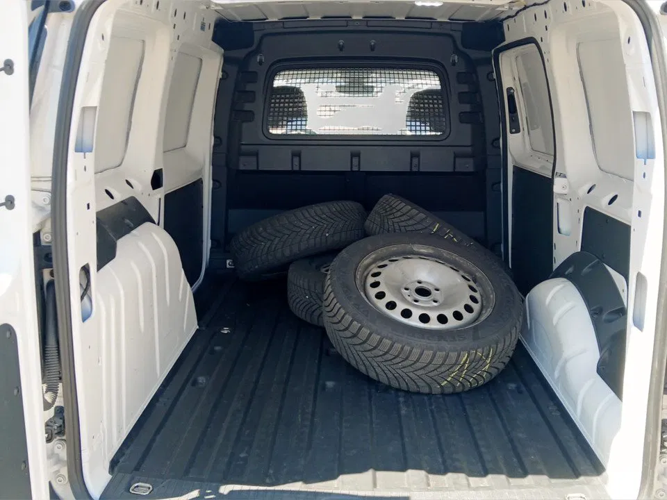 VW Caddy 2.0 TDI 4Motion Cargo Basis Maxi | Bild 20 von 20