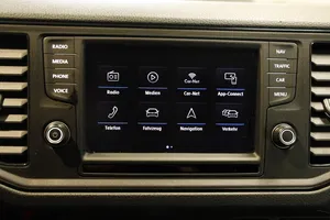 VW Crafter 30 2.0 TDI Kasten FWD mittellang | Thumbnail 15 von 25