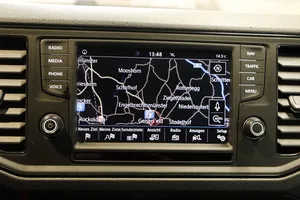 VW Crafter 30 2.0 TDI Kasten FWD mittellang | Thumbnail 16 von 25