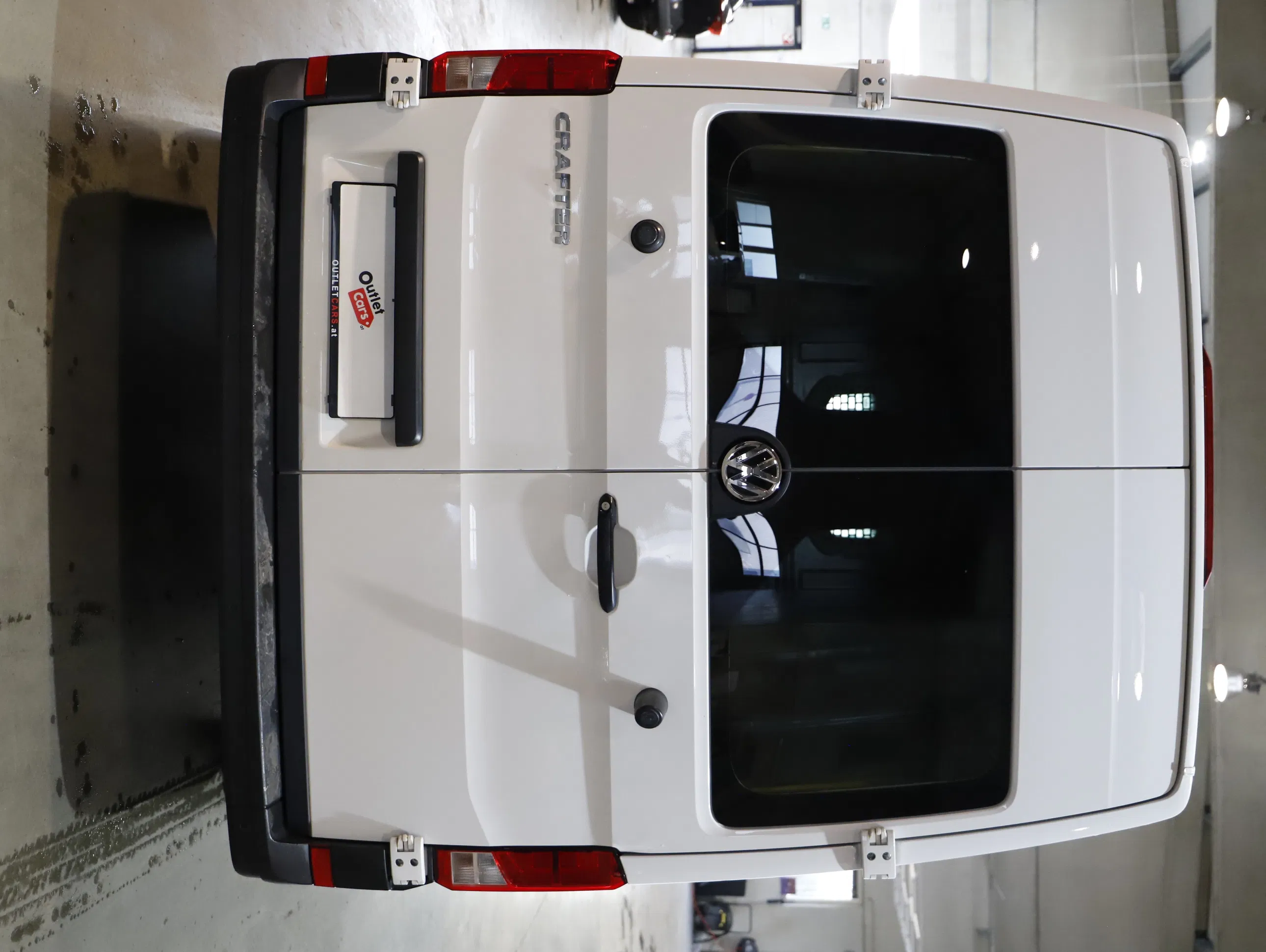 VW Crafter 35 2.0 TDI Kasten FWD mittellang Hochdach | Bild 20 von 25