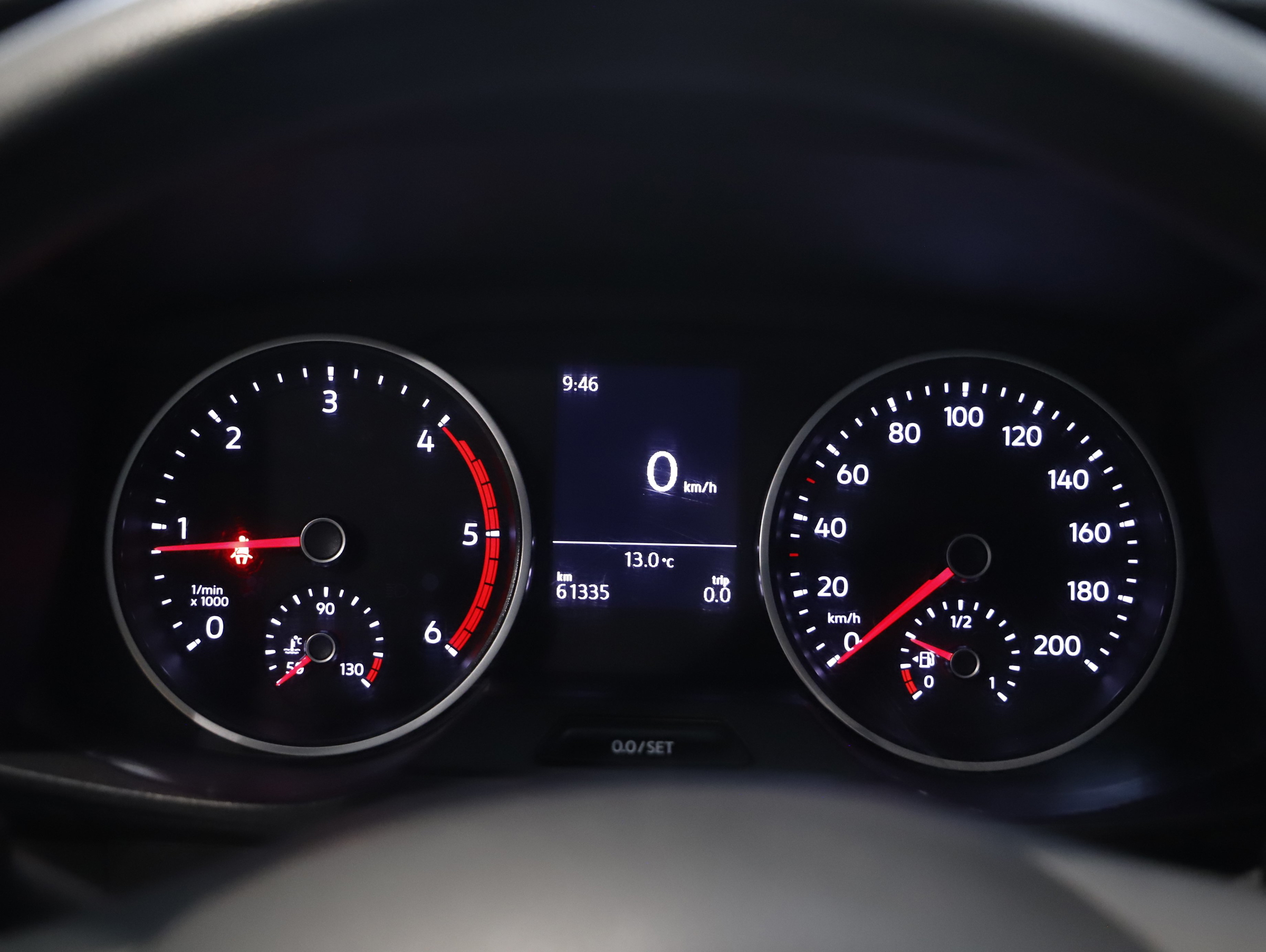 VW Crafter 35 2.0 TDI Kasten FWD mittellang Hochdach | Bild 8 von 25