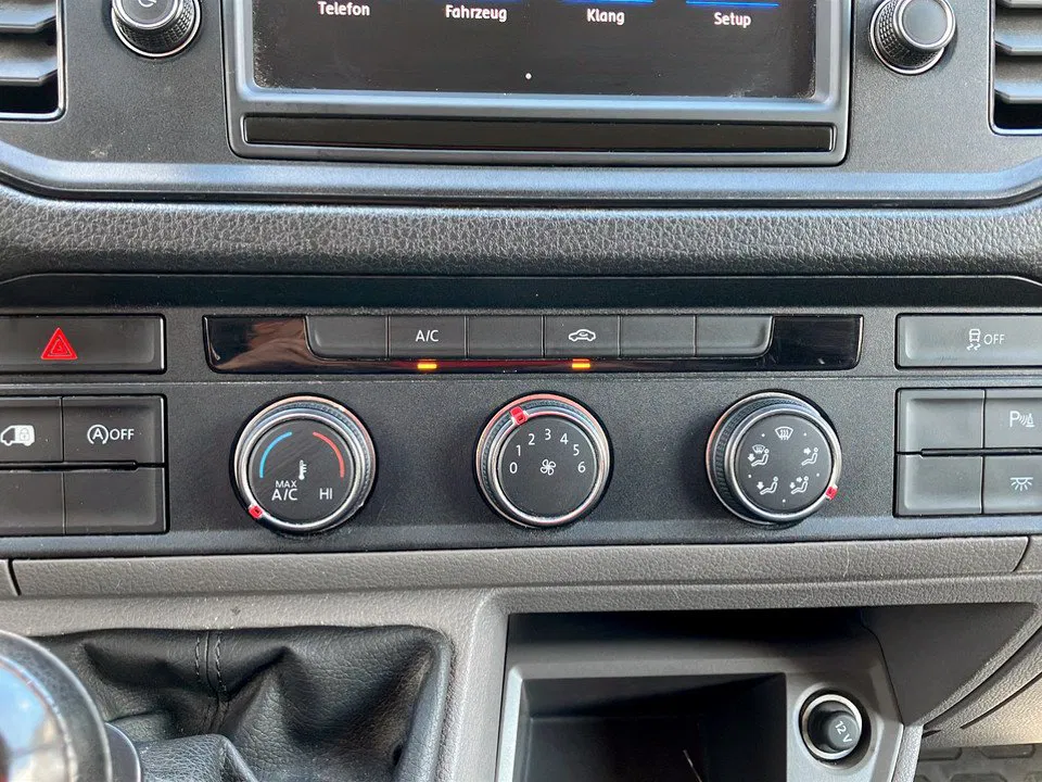 VW Crafter 35 2.0 TDI Kasten mittellang Hochdach | Bild 10 von 12