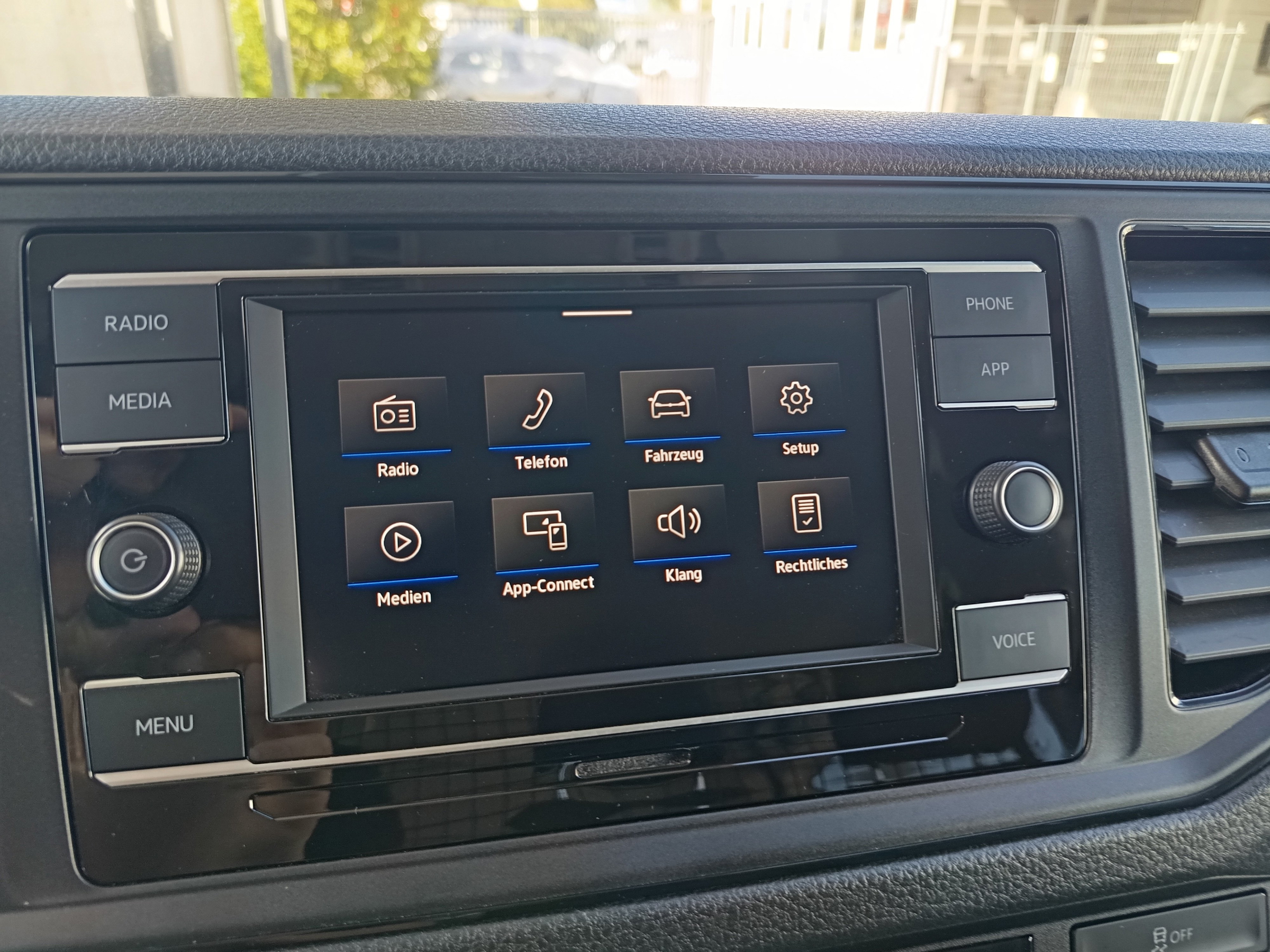 VW Crafter 35 2.0 TDI Kasten lang FWD Hochdach | Bild 19 von 22