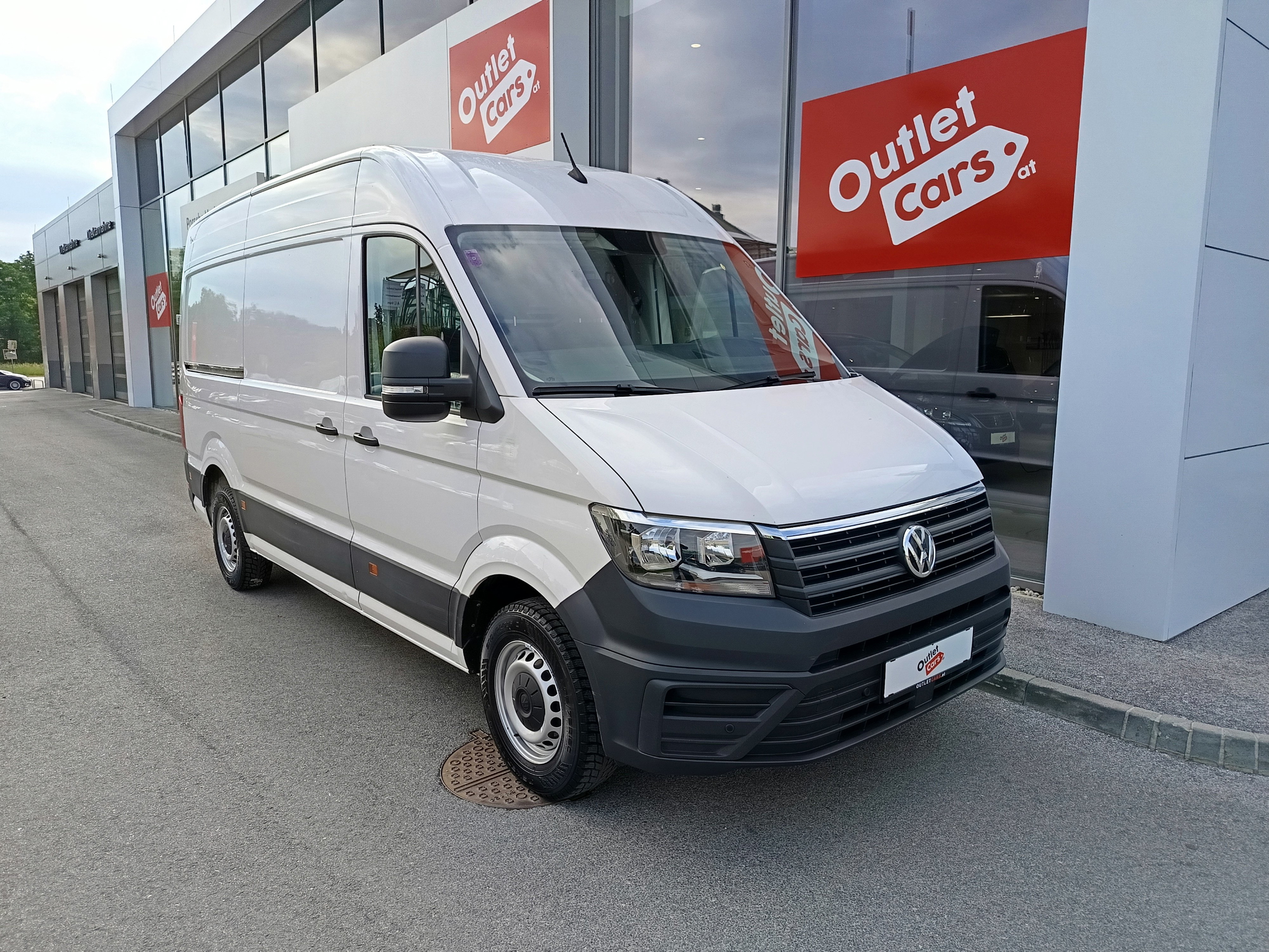 VW Crafter 30 2.0 TDI Kasten FWD L3H3 | Bild 2 von 21
