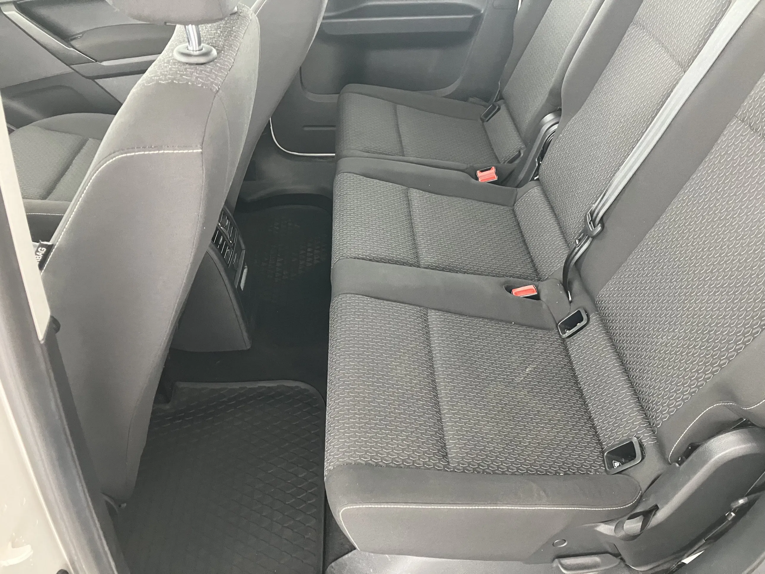 VW Caddy PKW 2.0 TDI BMT Maxi Trendline | Bild 12 von 26