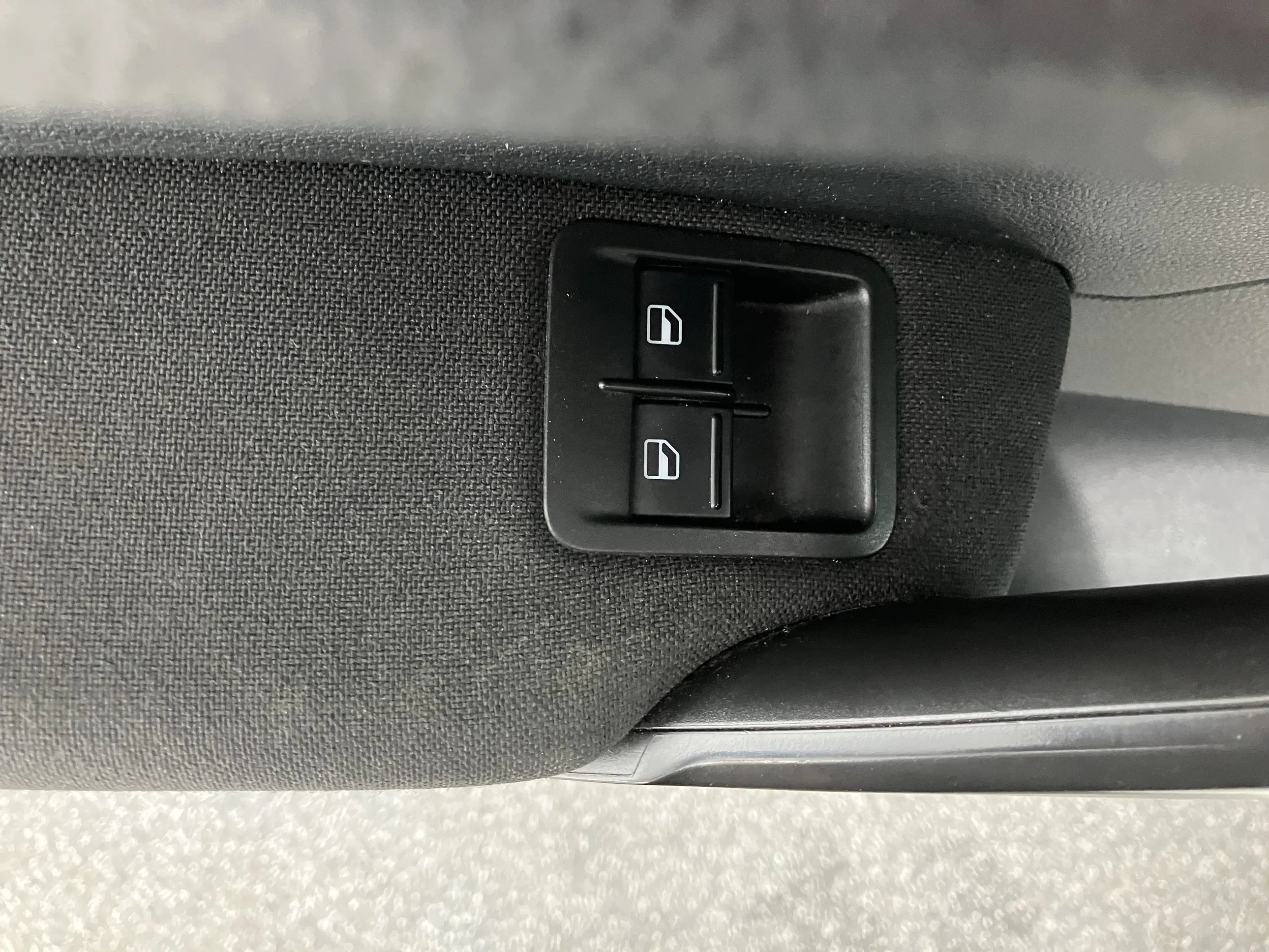 VW Caddy PKW 2.0 TDI BMT Maxi Trendline | Bild 14 von 26