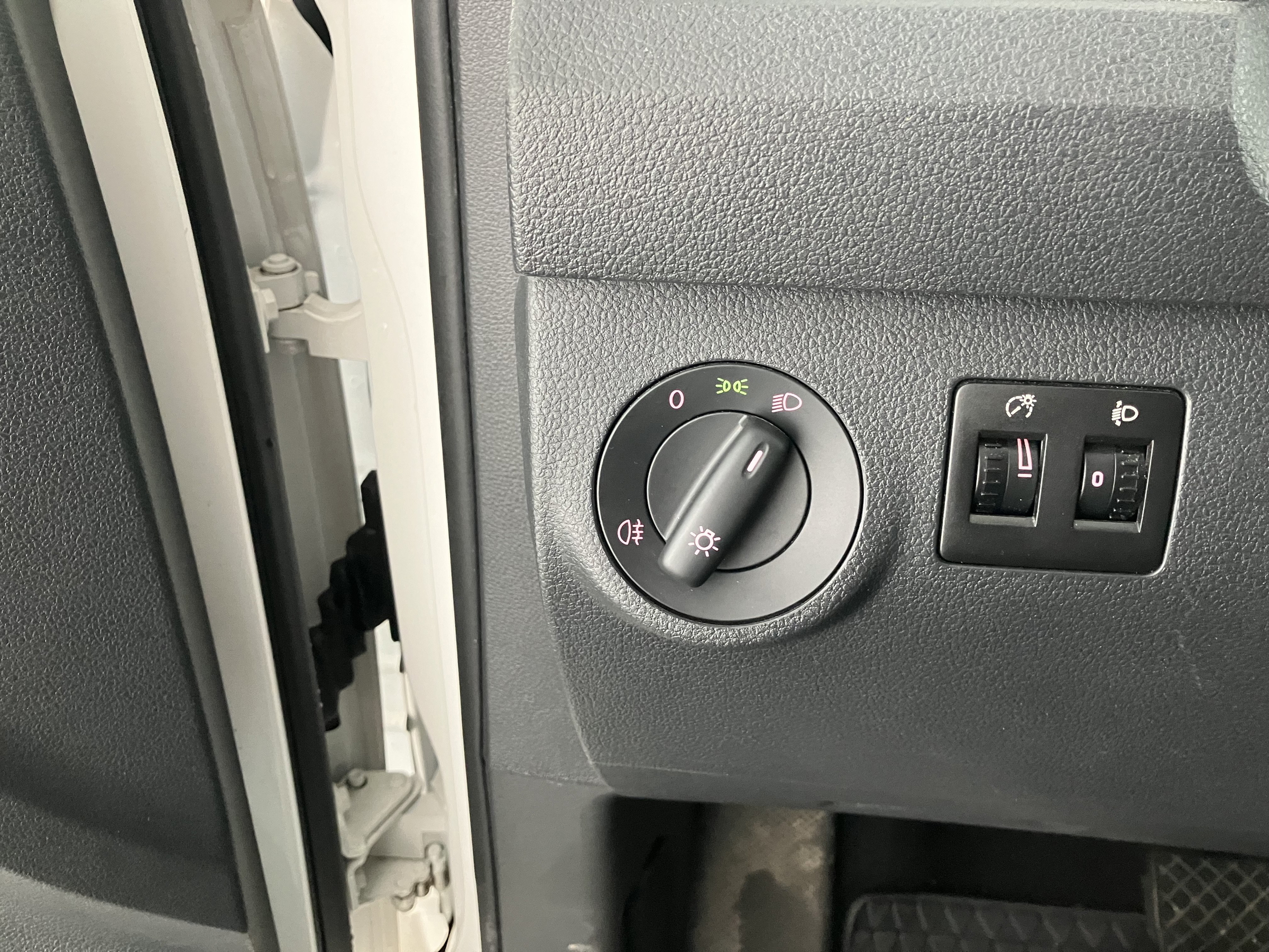 VW Caddy PKW 2.0 TDI BMT Maxi Trendline | Bild 15 von 26