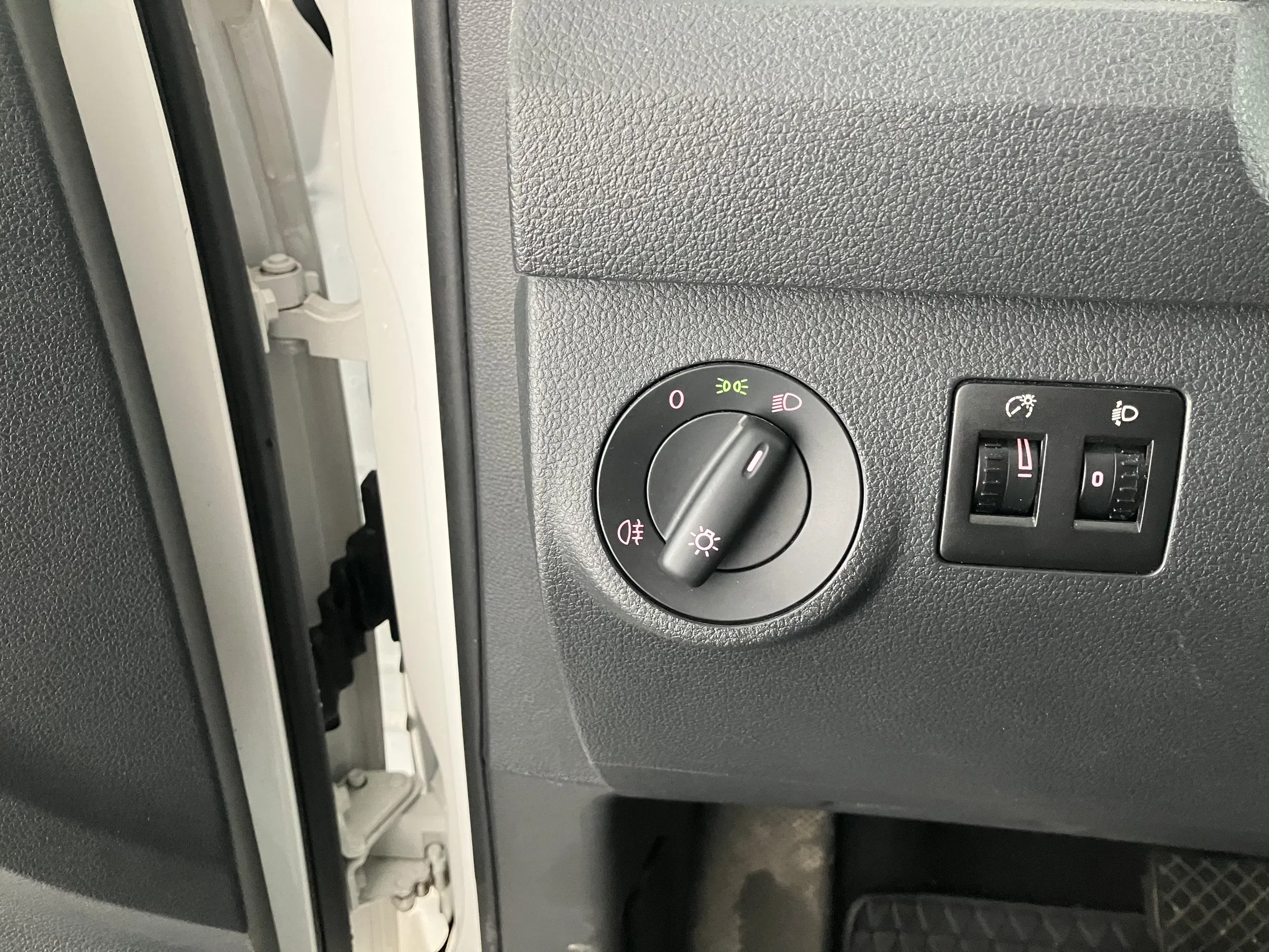 VW Caddy PKW 2.0 TDI BMT Maxi Trendline | Bild 15 von 26