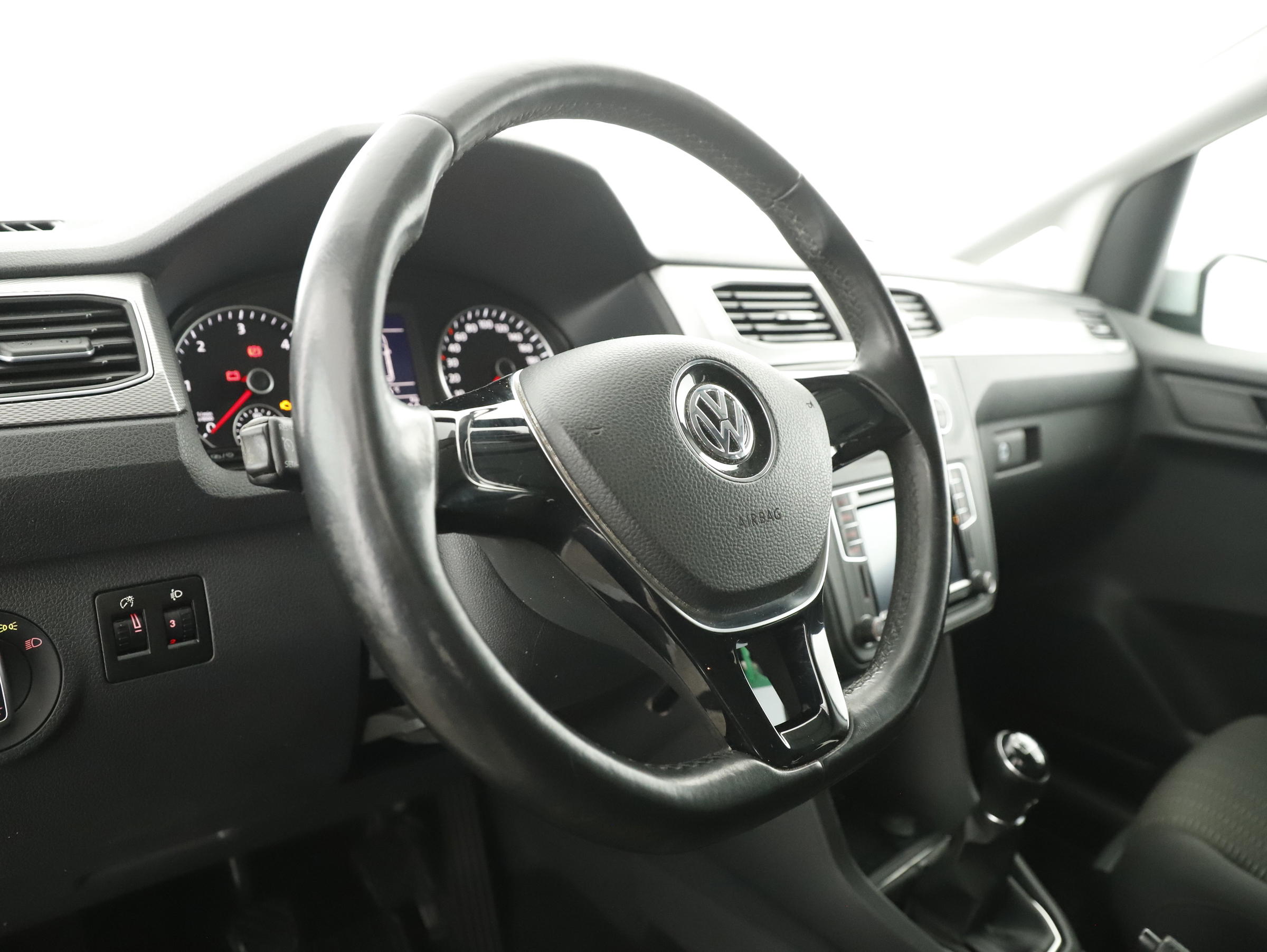 VW Caddy PKW 2.0 TDI BMT Comfortline | Bild 16 von 28