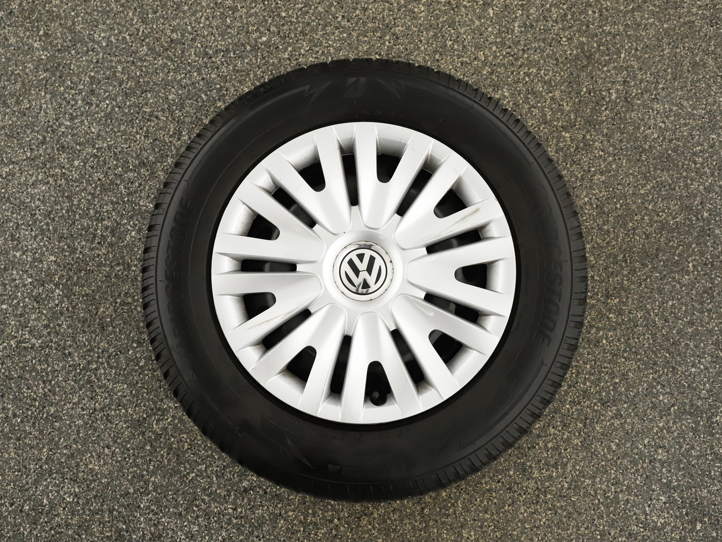 VW Caddy PKW 2.0 TDI BMT Comfortline | Bild 26 von 28