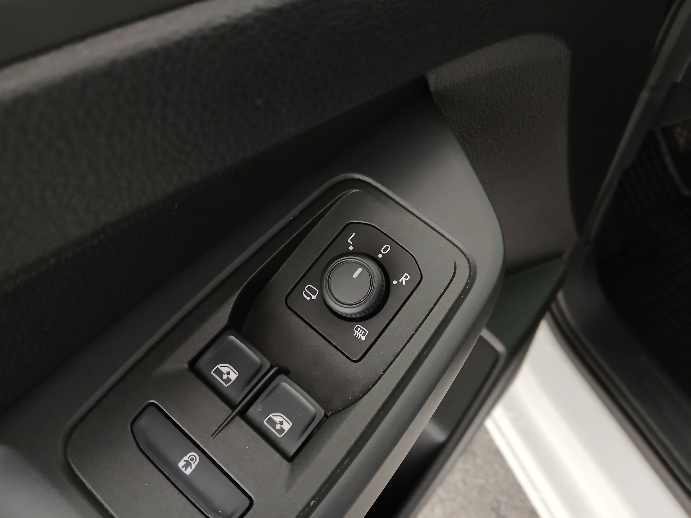 VW VW Caddy | Bild 11 von 28