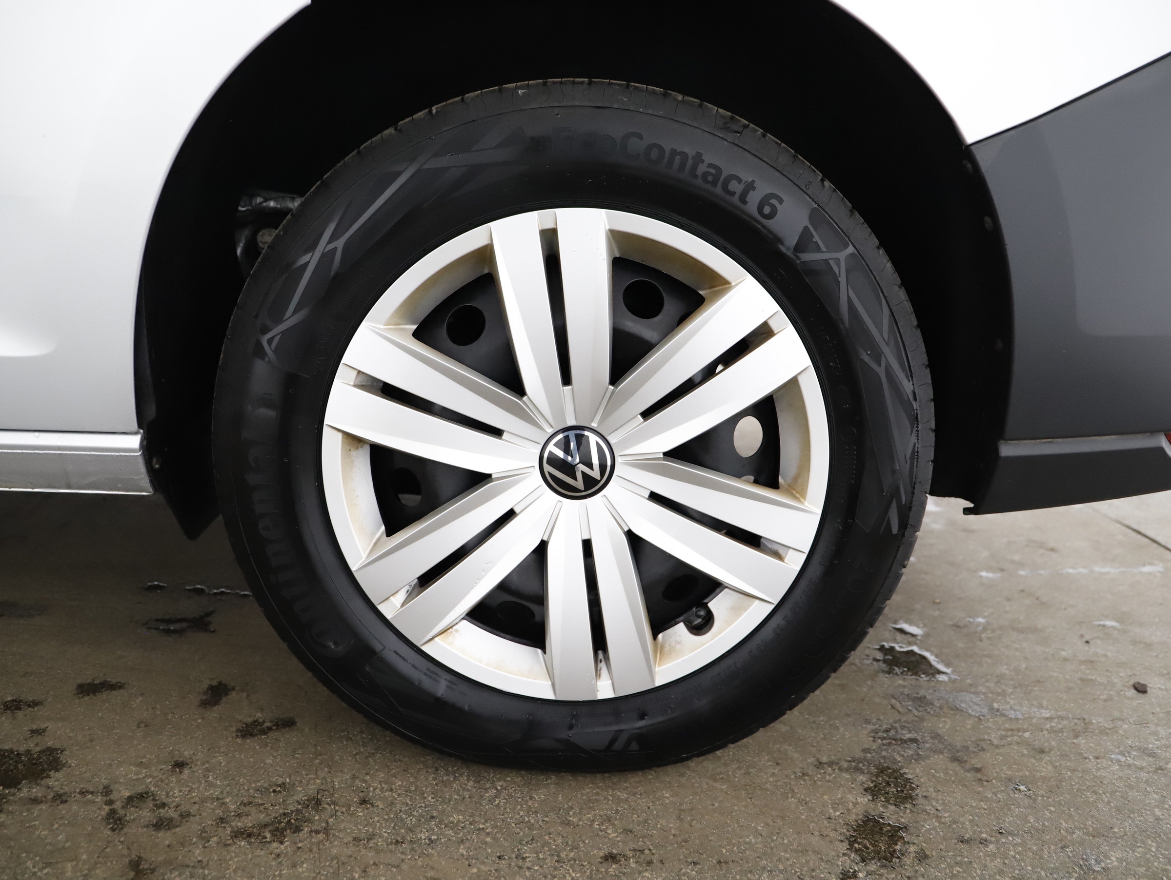 VW Caddy 2.0 TDI | Bild 10 von 29