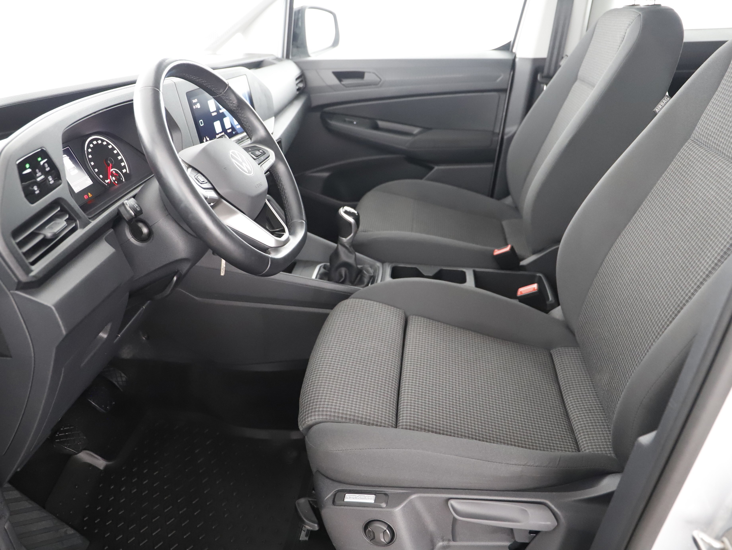 VW Caddy 2.0 TDI | Bild 13 von 27