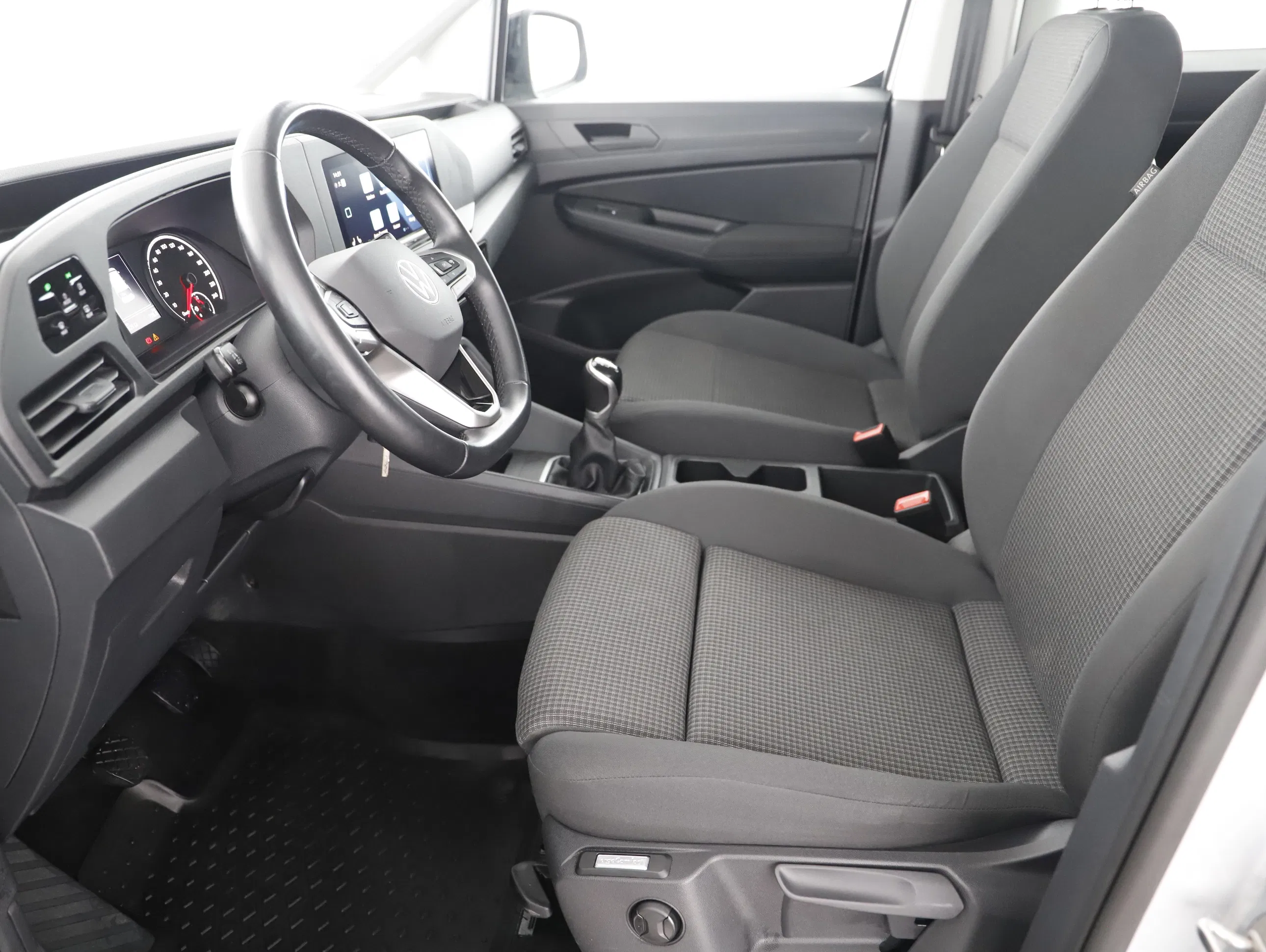 VW Caddy 2.0 TDI | Bild 13 von 27