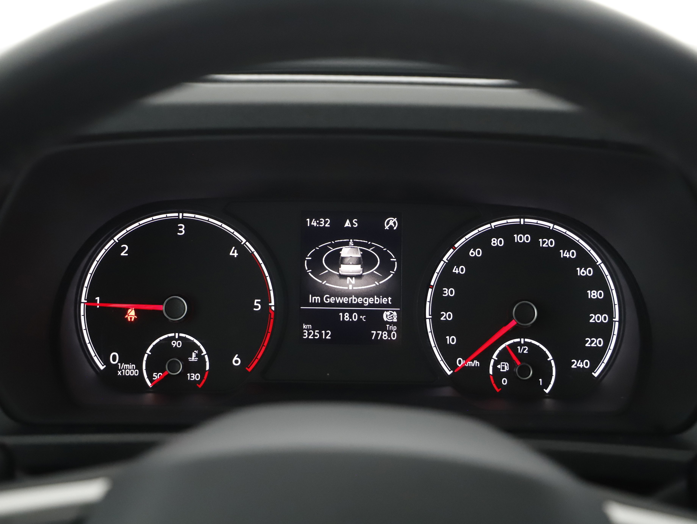 VW Caddy 2.0 TDI | Bild 15 von 27