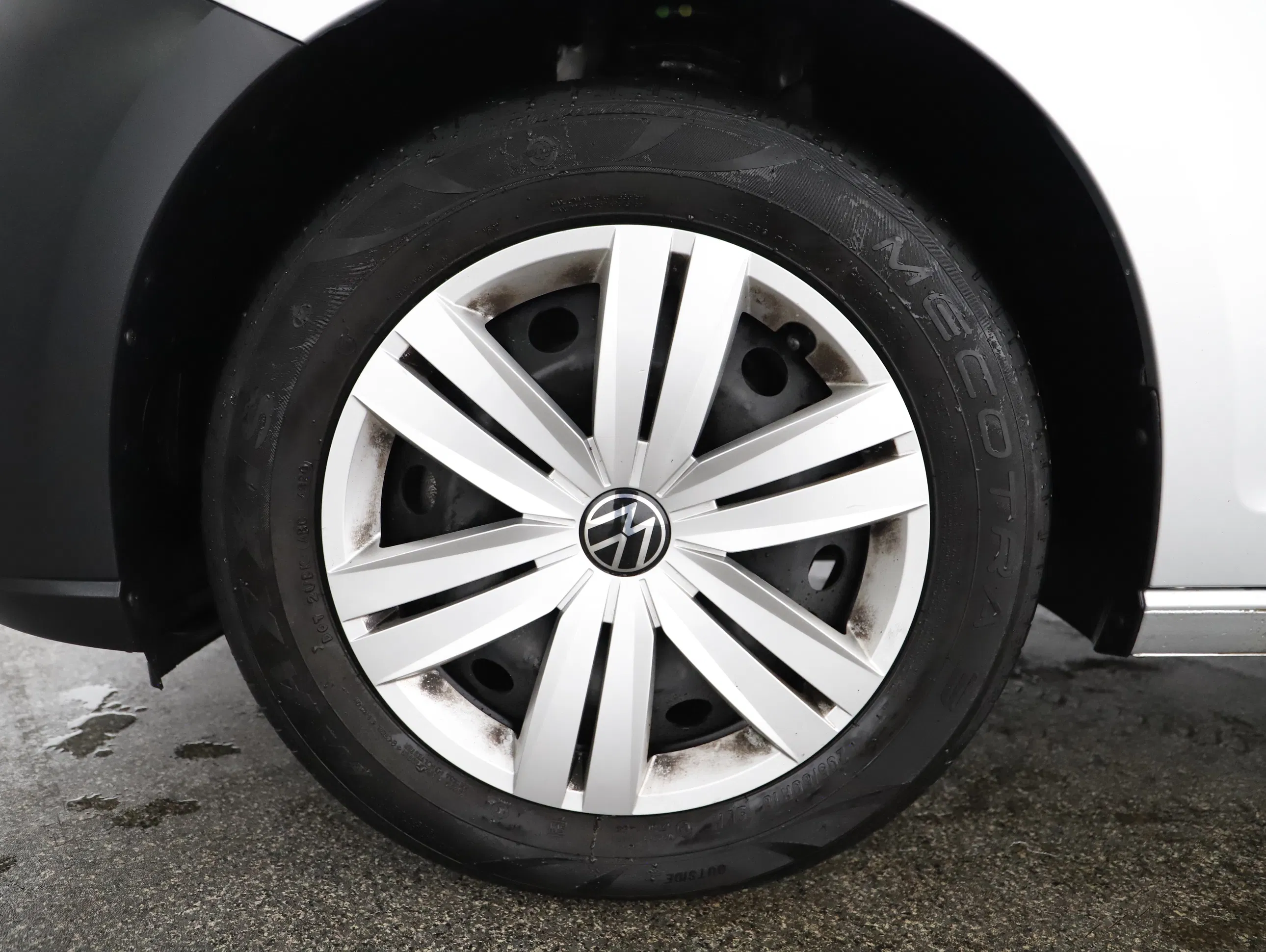 VW Caddy 2.0 TDI | Bild 9 von 27