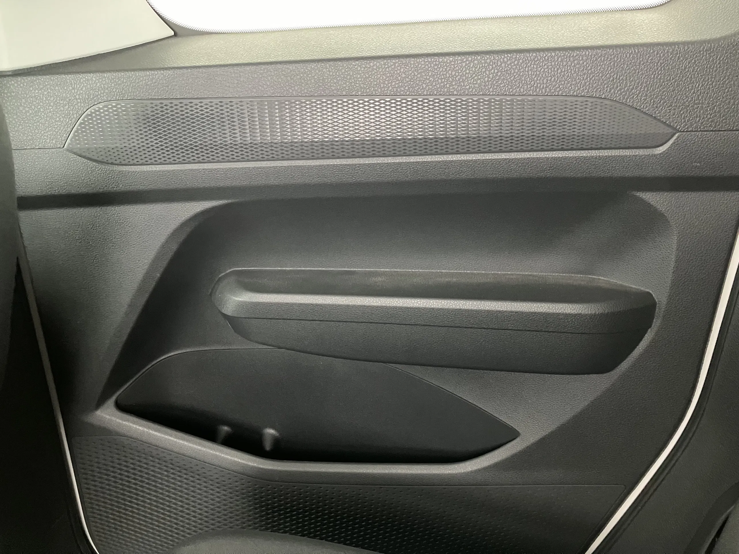 VW Caddy 2.0 TDI | Bild 20 von 31