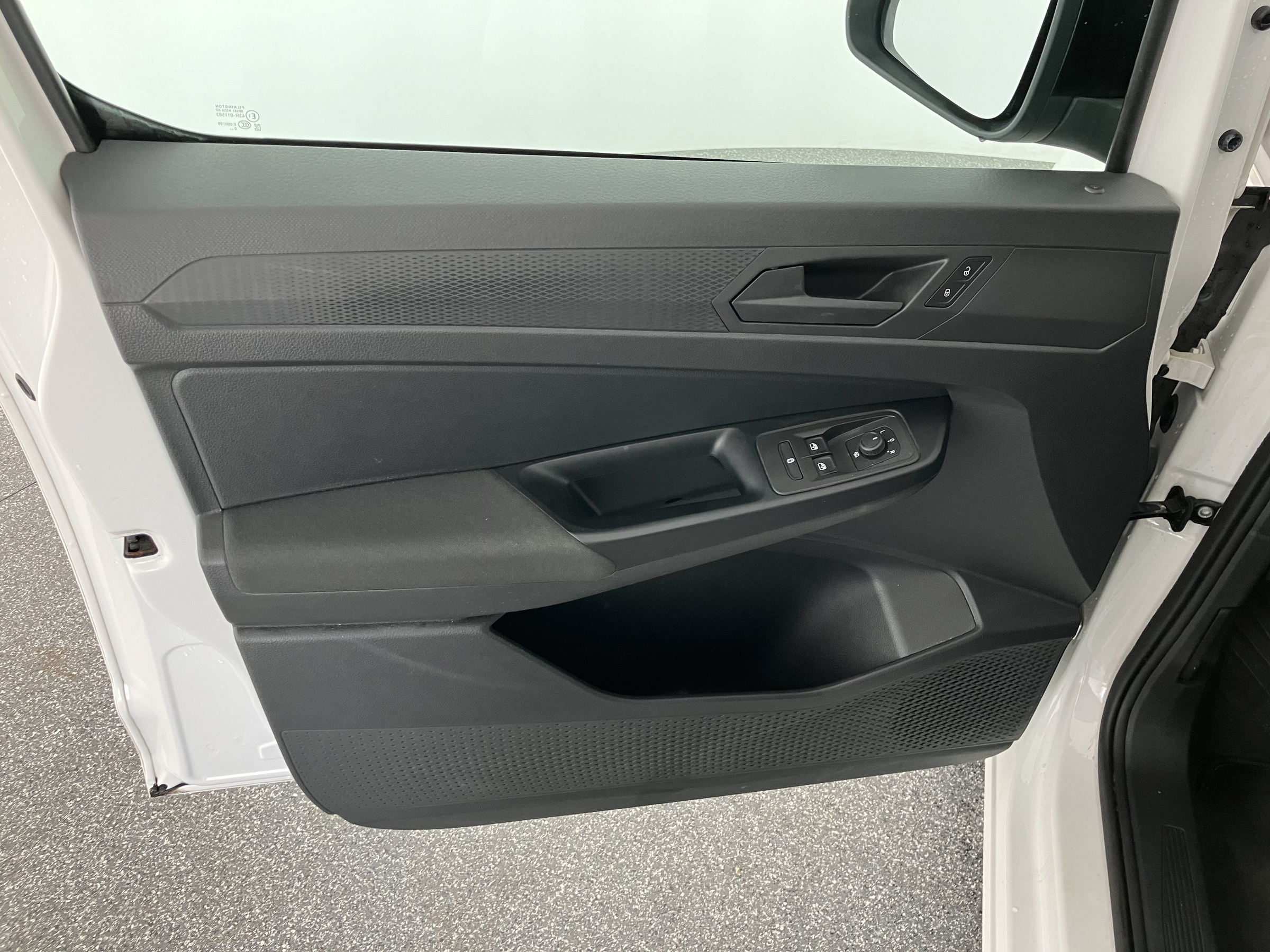 VW Caddy 2.0 TDI | Bild 4 von 31