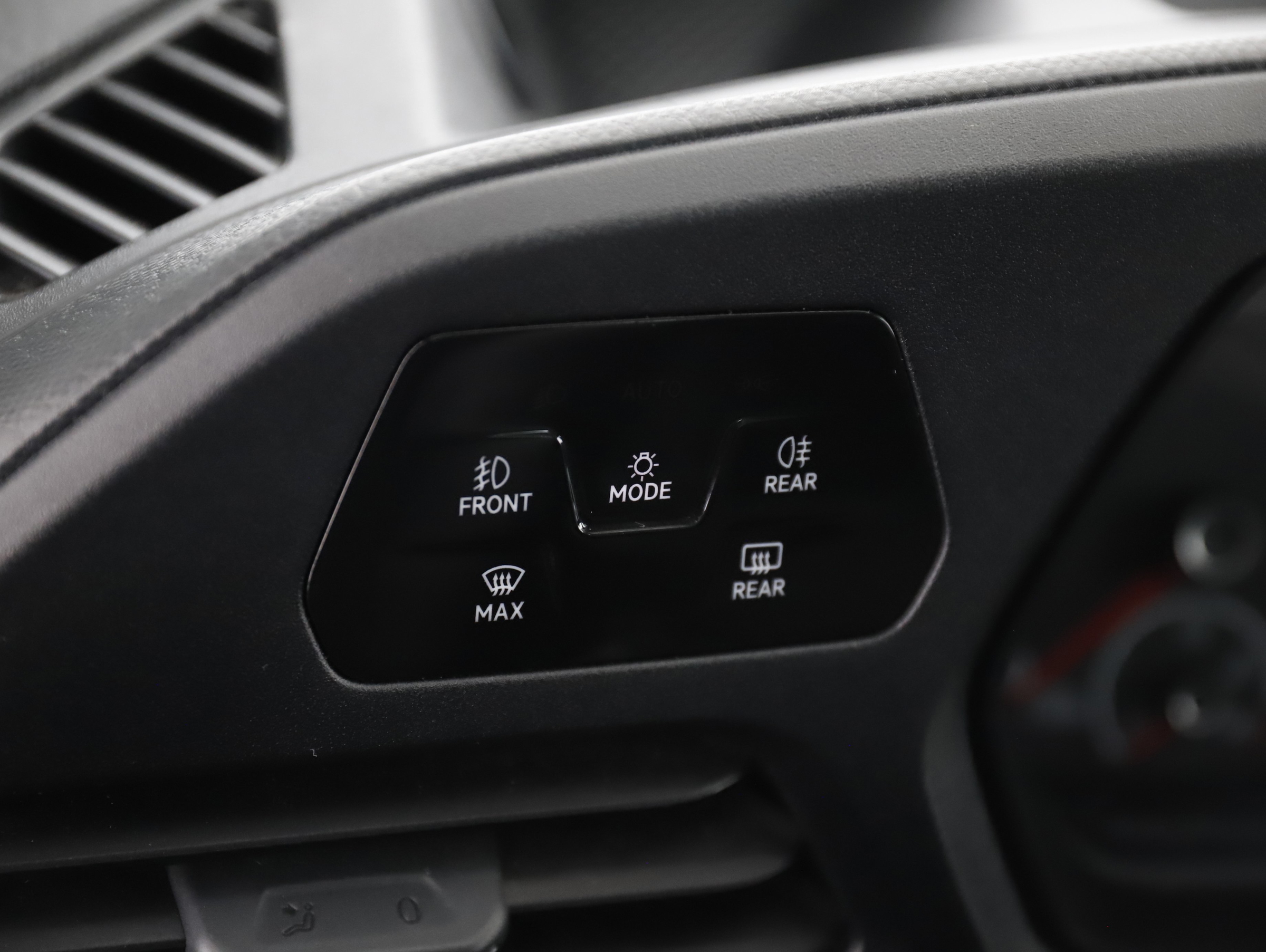 VW Caddy Kombi 2.0 TDI KOmbi | Bild 7 von 24