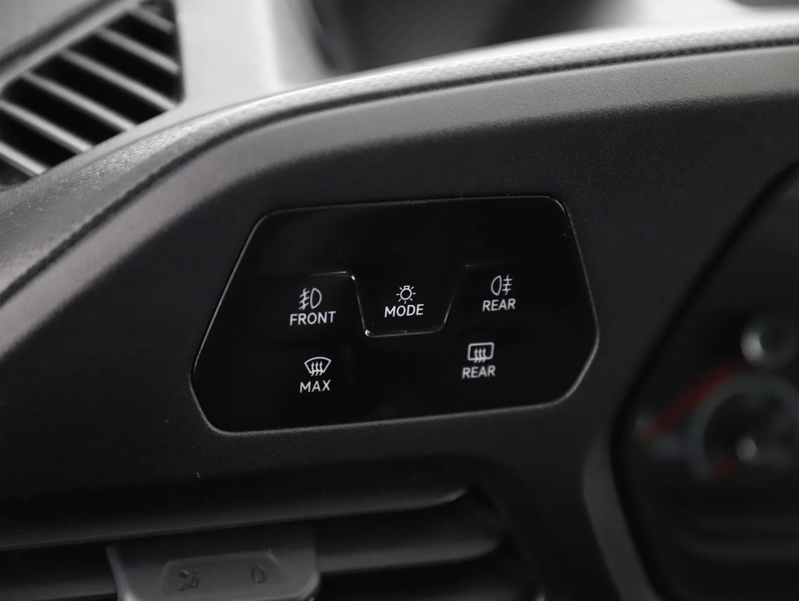 VW Caddy Kombi 2.0 TDI KOmbi | Bild 7 von 24