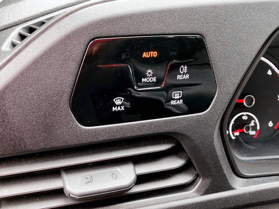 VW Caddy 2.0 TDI 4Motion | Bild 12 von 21