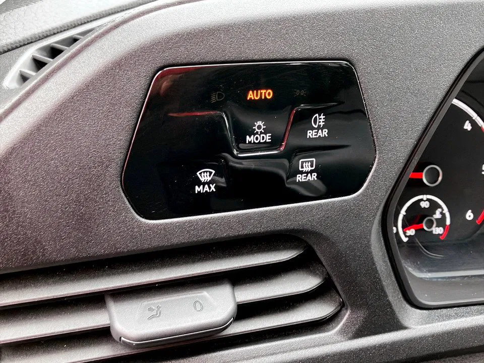 VW Caddy 2.0 TDI 4Motion | Bild 12 von 21