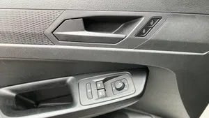 VW Caddy 2.0 TDI 4Motion | Thumbnail 9 von 21