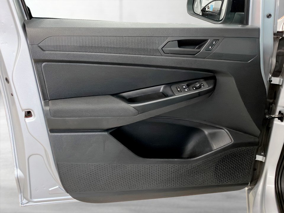 VW Caddy Maxi 2.0 TDI 4Motion | Bild 19 von 22