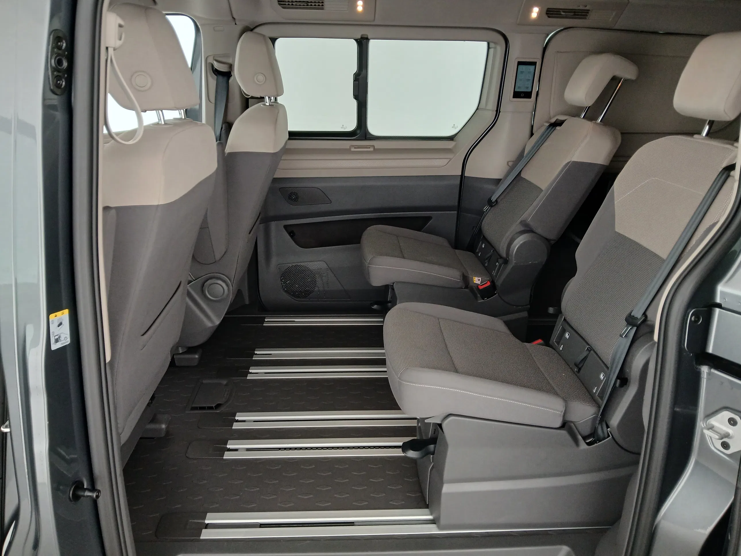 VW T7 California 1.5 TSI 4MOTION Beach Camper | Bild 29 von 31