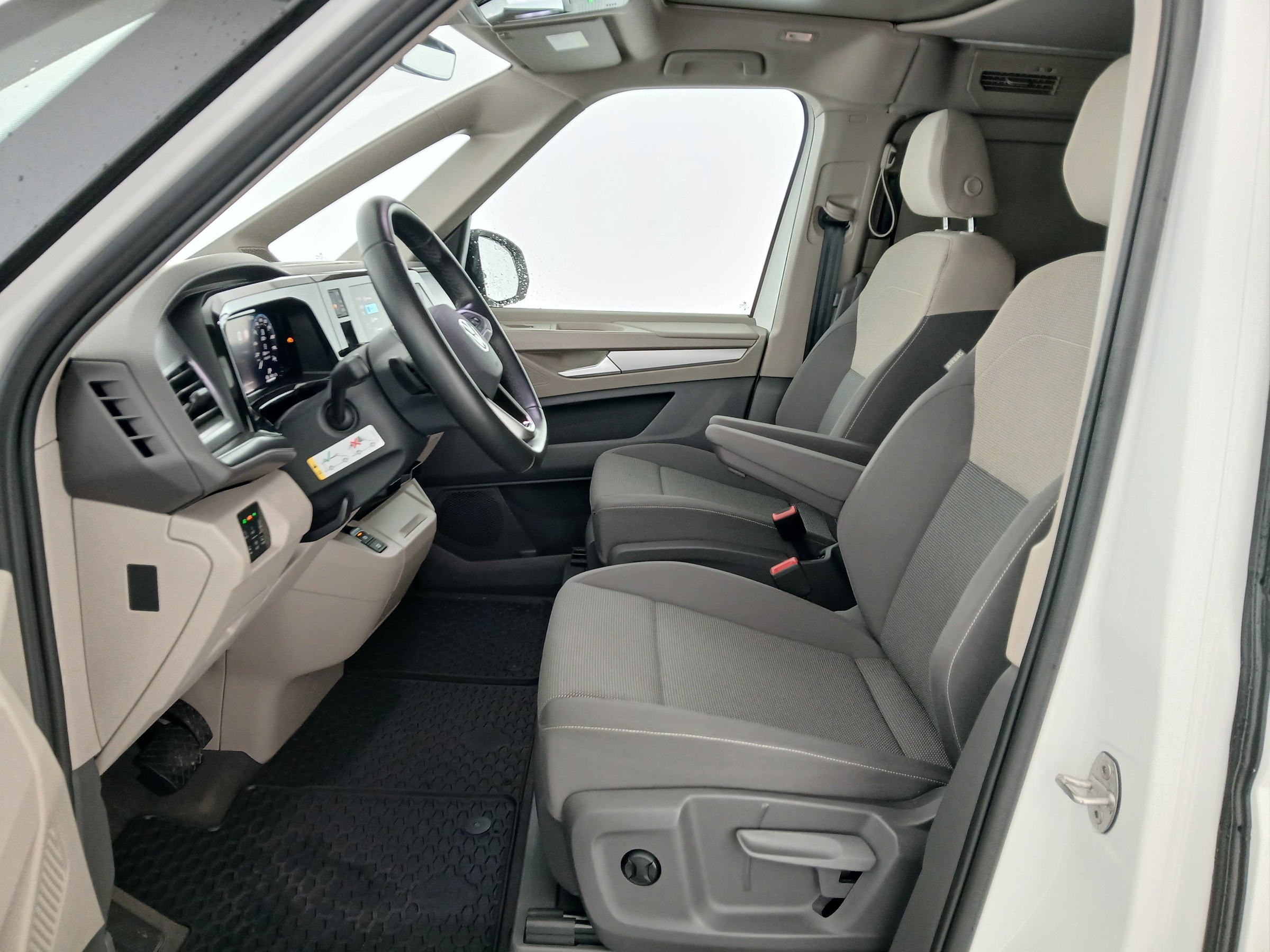 VW T7 California 1.5 TSI 4MOTION Beach Camper | Bild 14 von 31