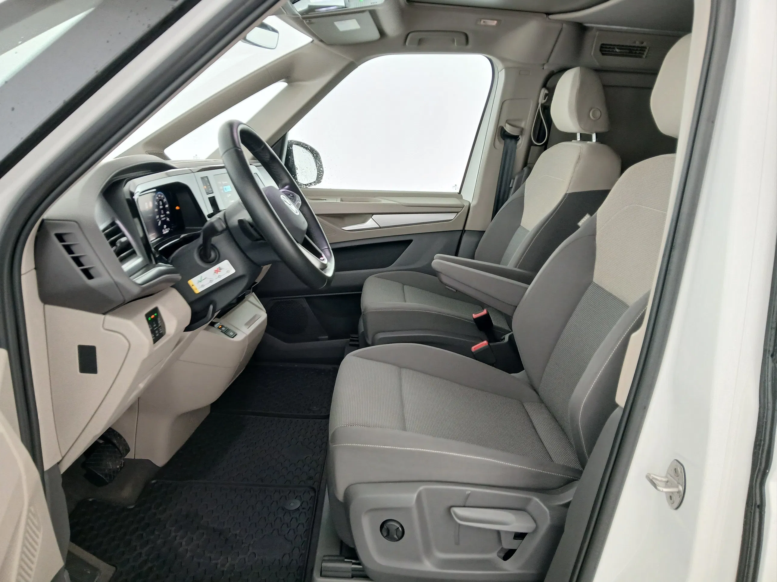 VW T7 California 1.5 TSI 4MOTION Beach Camper | Bild 14 von 31