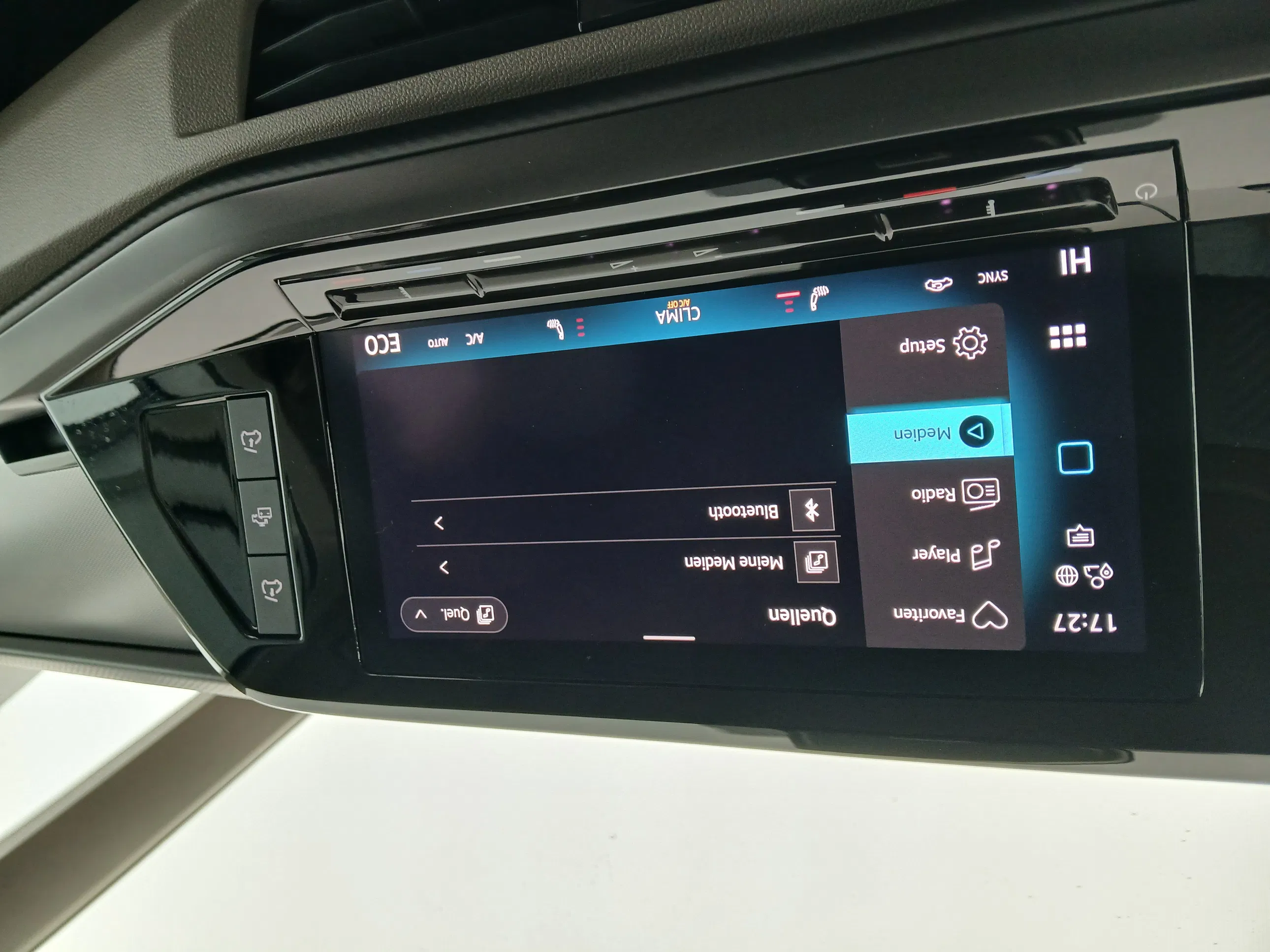 VW T7 California 1.5 TSI 4MOTION Beach Camper | Bild 28 von 31