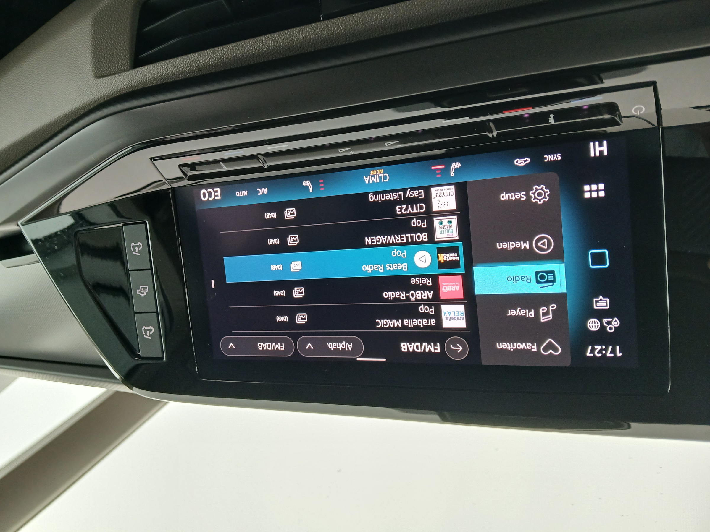 VW T7 California 1.5 TSI 4MOTION Beach Camper | Bild 29 von 31