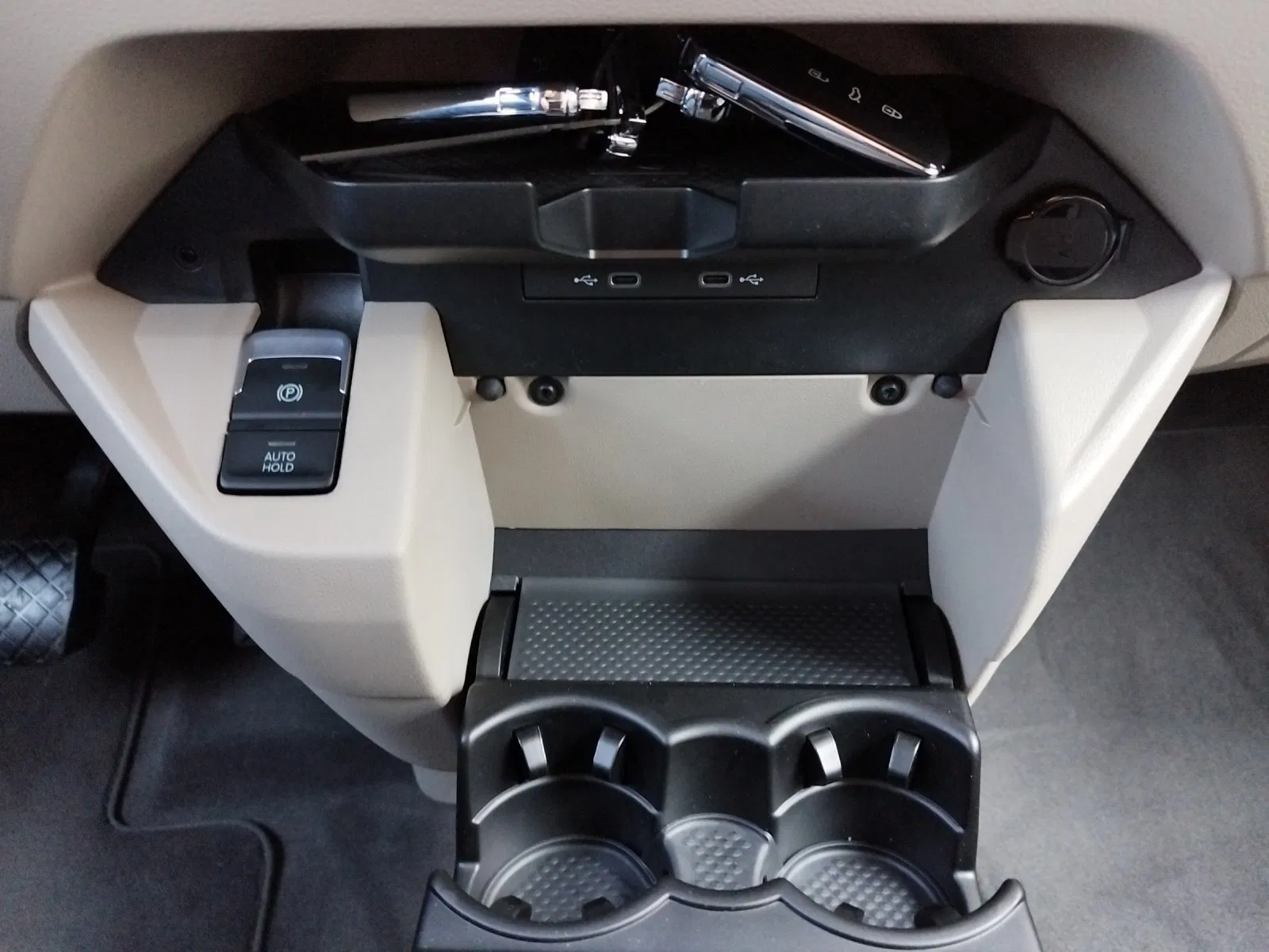 VW T7 California 1.5 TSI 4MOTION Ocean | Bild 25 von 25