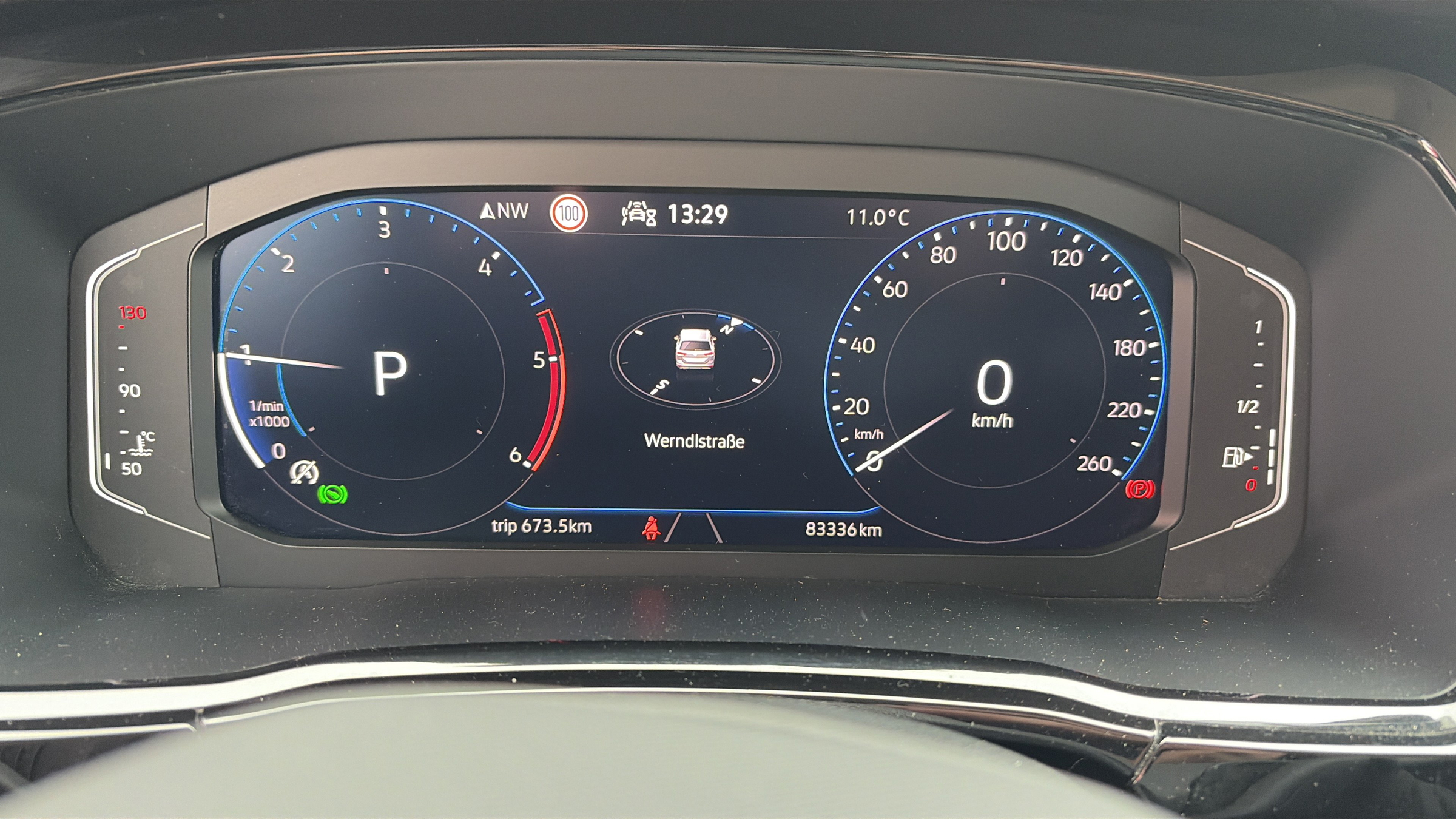 Volkswagen Touran 2.0 TDI BMT Highline | Bild 10 von 25